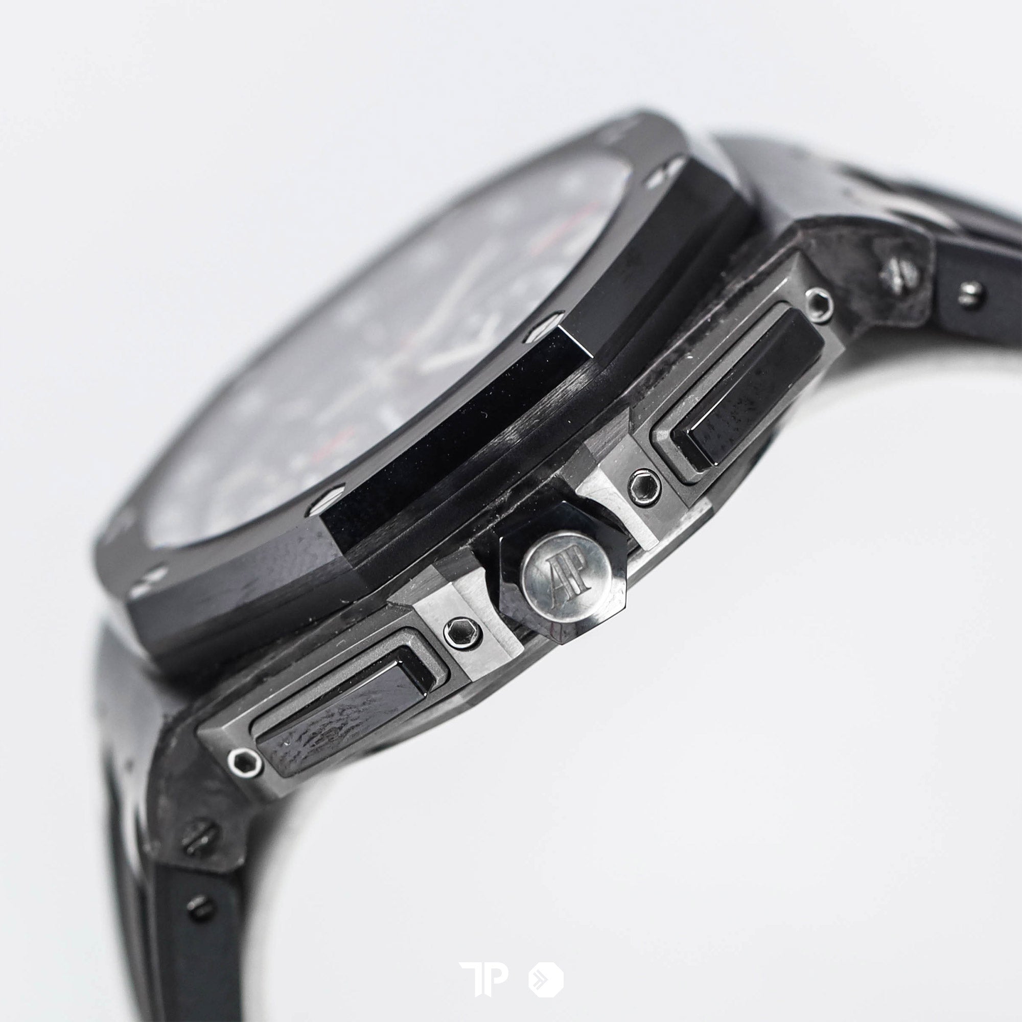 Royal Oak Offshore Chronograph Novelty Carbon 44mm (2014)