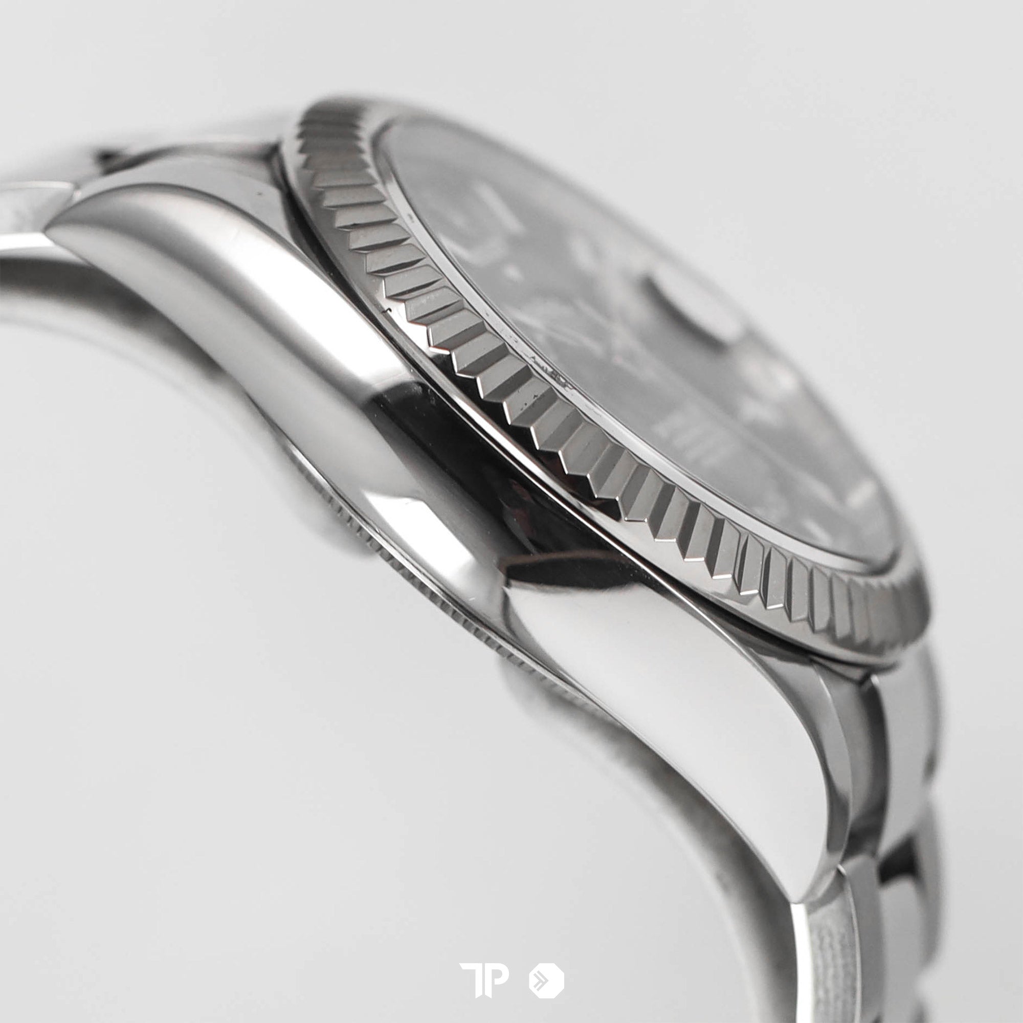 Sky-Dweller 42mm Oyster Black Dial (2018)