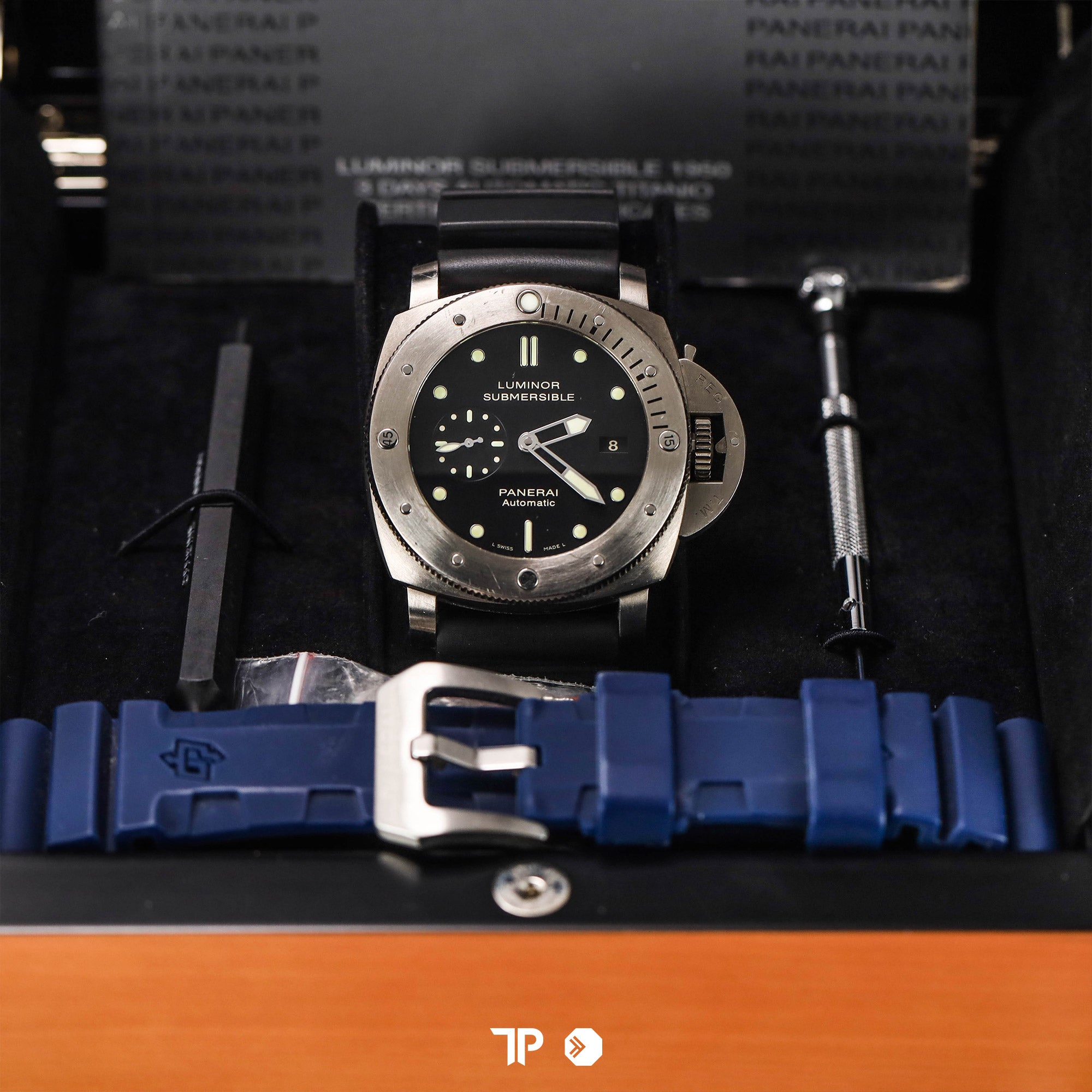 Submersible 47mm Titanium PAM 305 (2016)