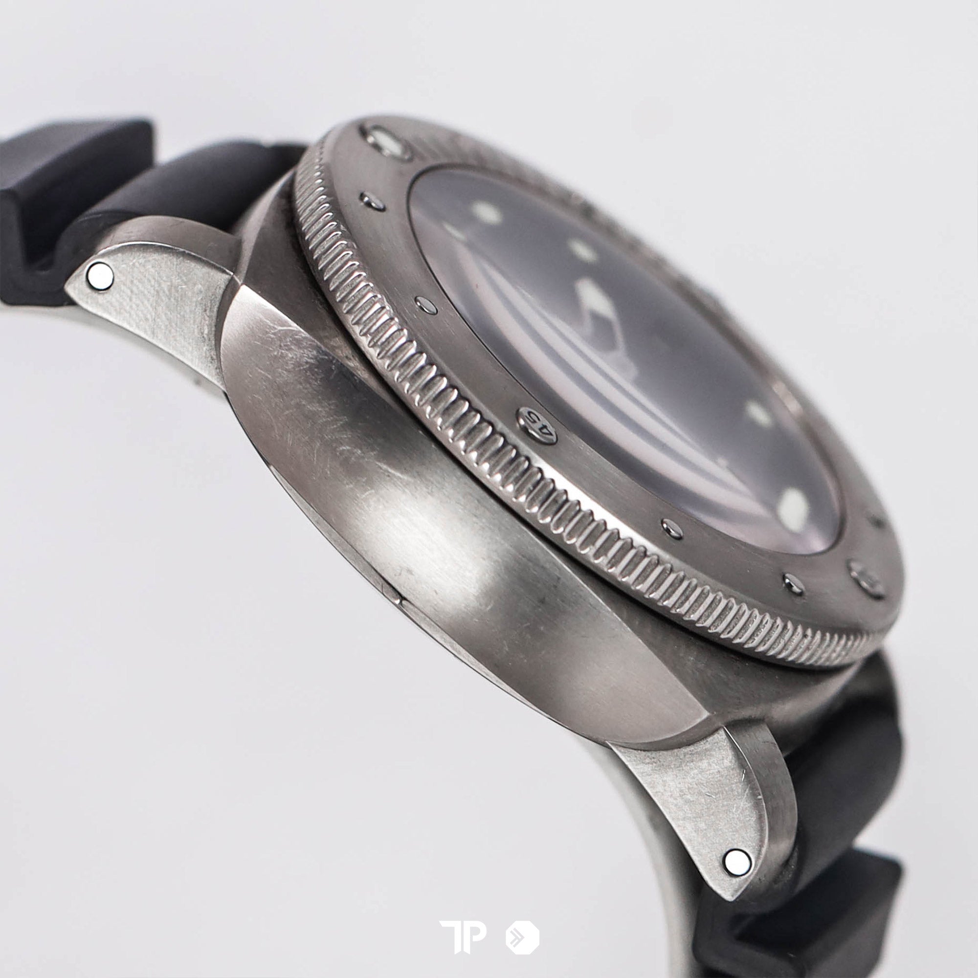 Submersible 47mm Titanium PAM 305 (2016)