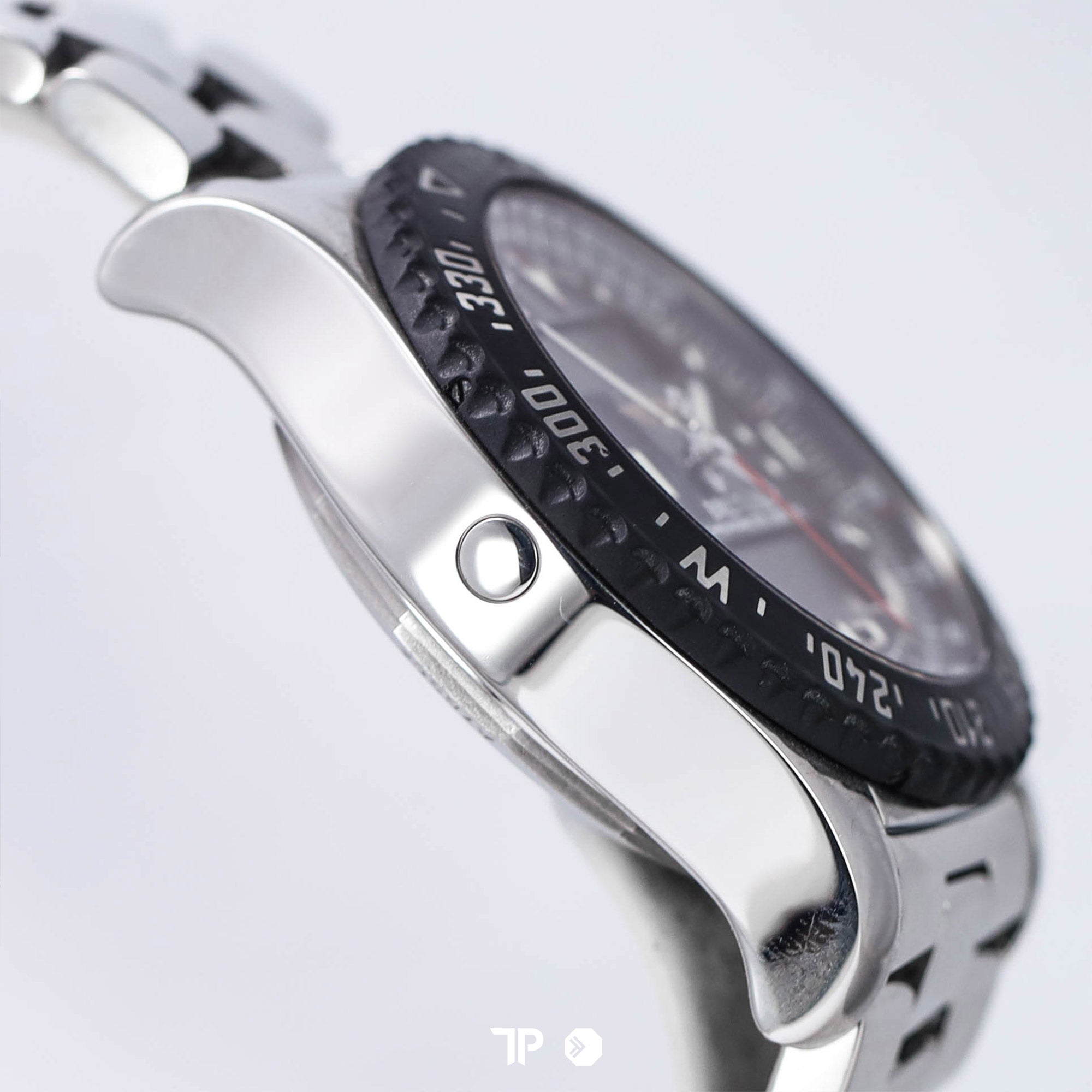 Airwolf Raven 43mm (2012)