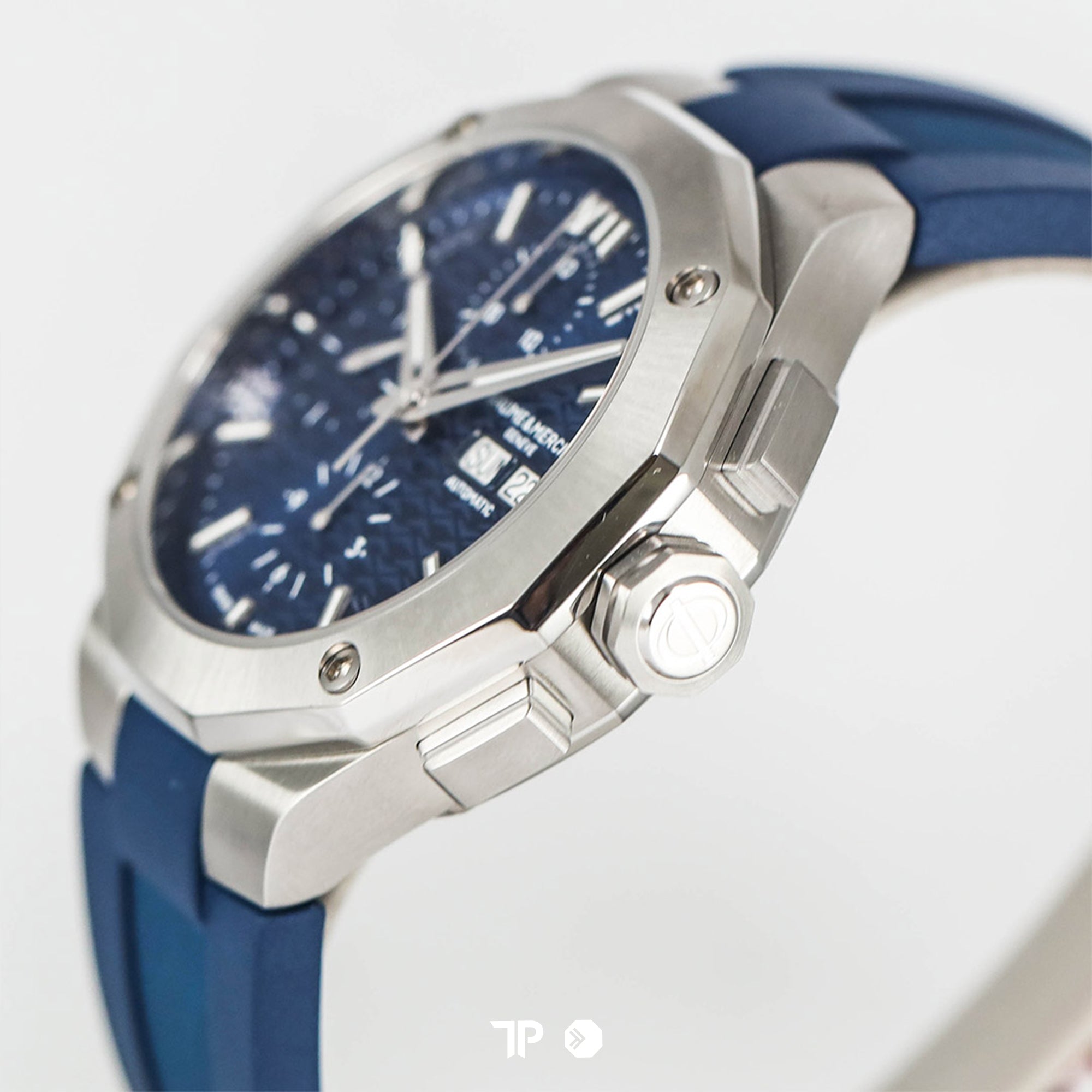 Riviera Automatic Chronograph Day-Date Blue Wave Dial 43mm NEW(2026)