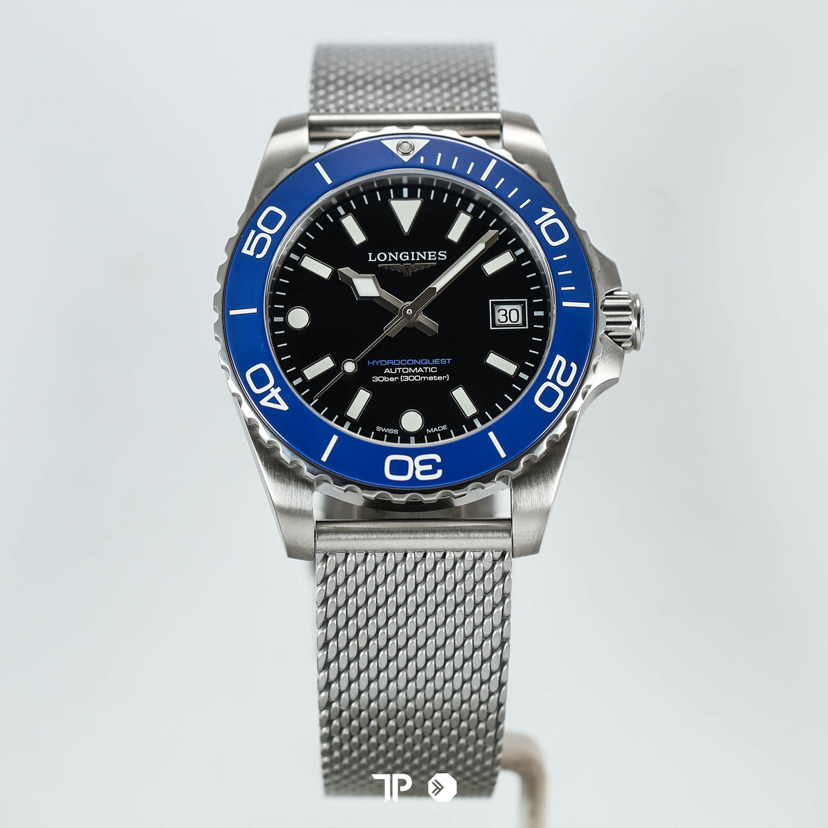 HydroConquest Blue Bezel Black Dial Mesh Bracelet 39mm (2026)