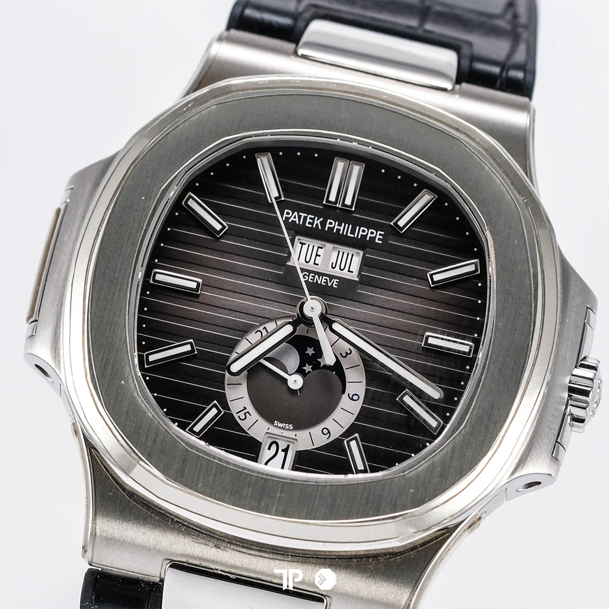 Nautilus 5726A Annual Calendar Moonphase 40.5mm (2019)