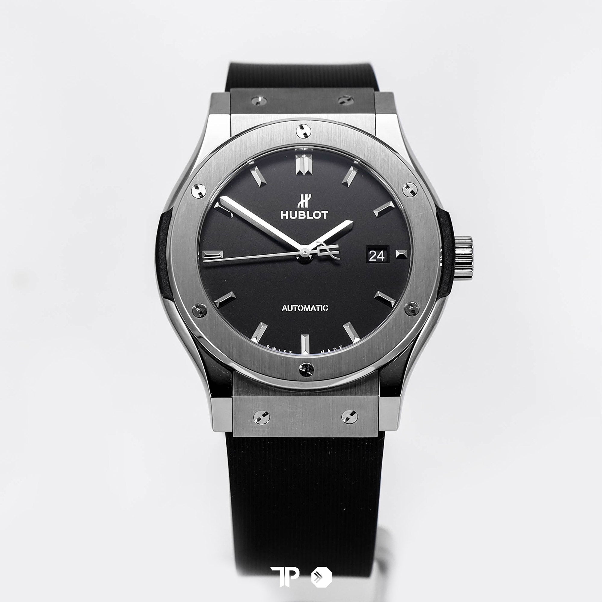 Classic Fusion Black Titanium 42mm (2024)