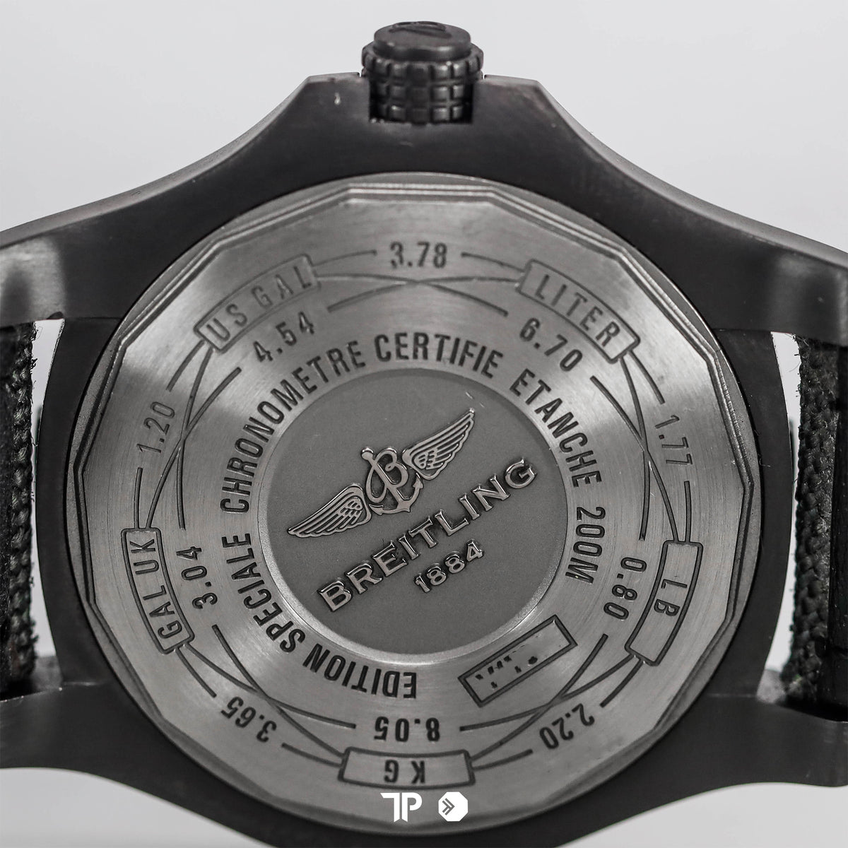 Avenger Blackbird Titanium 48mm