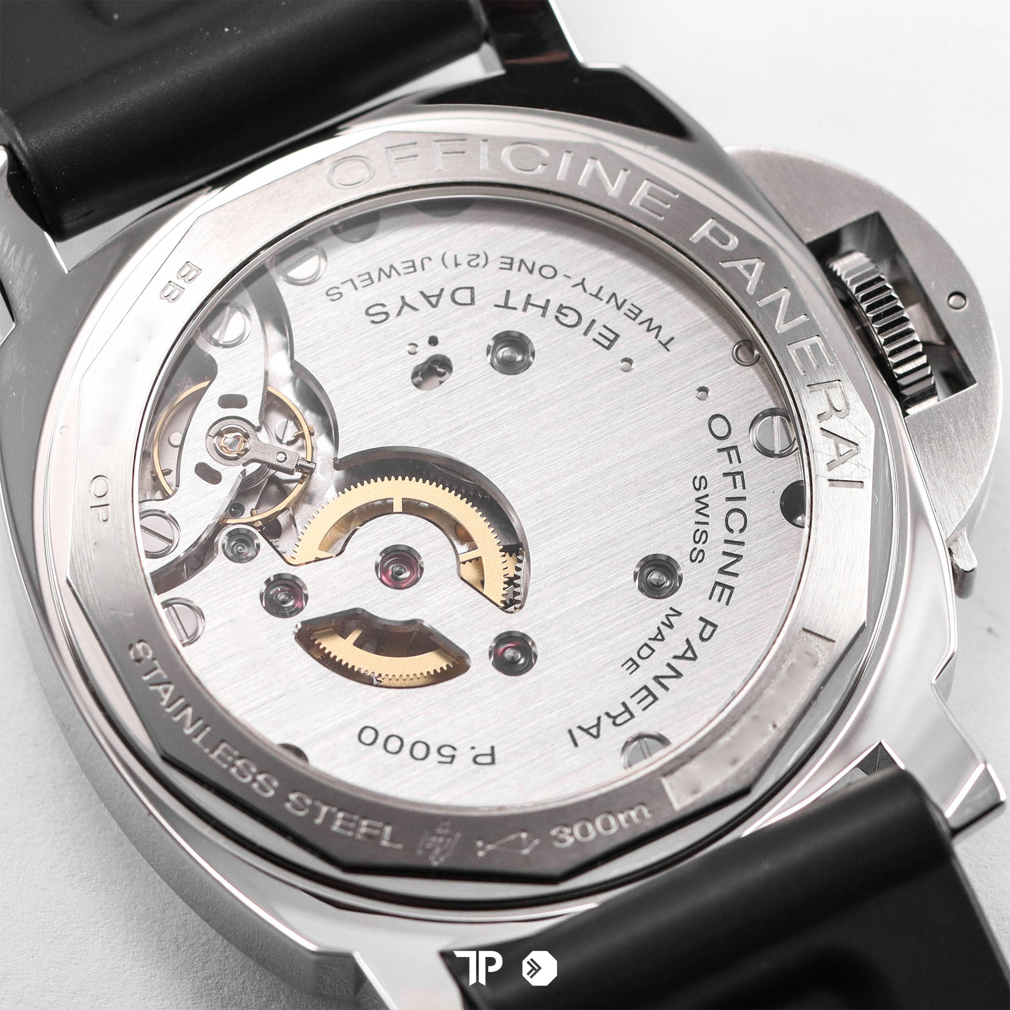 Luminor Base 8 Days PAM560 44mm (2017)