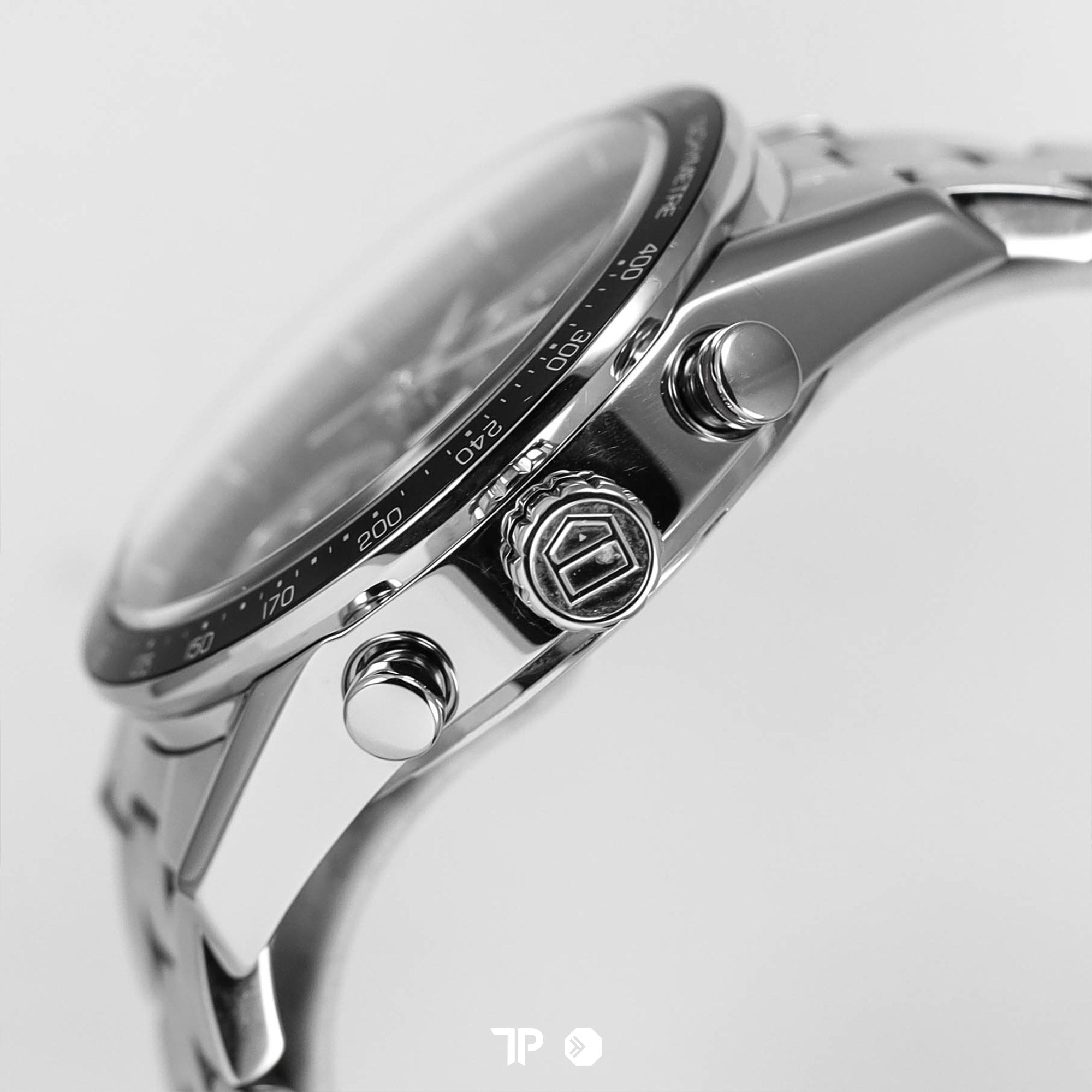 Carrera Cal 16 Day Date 43mm