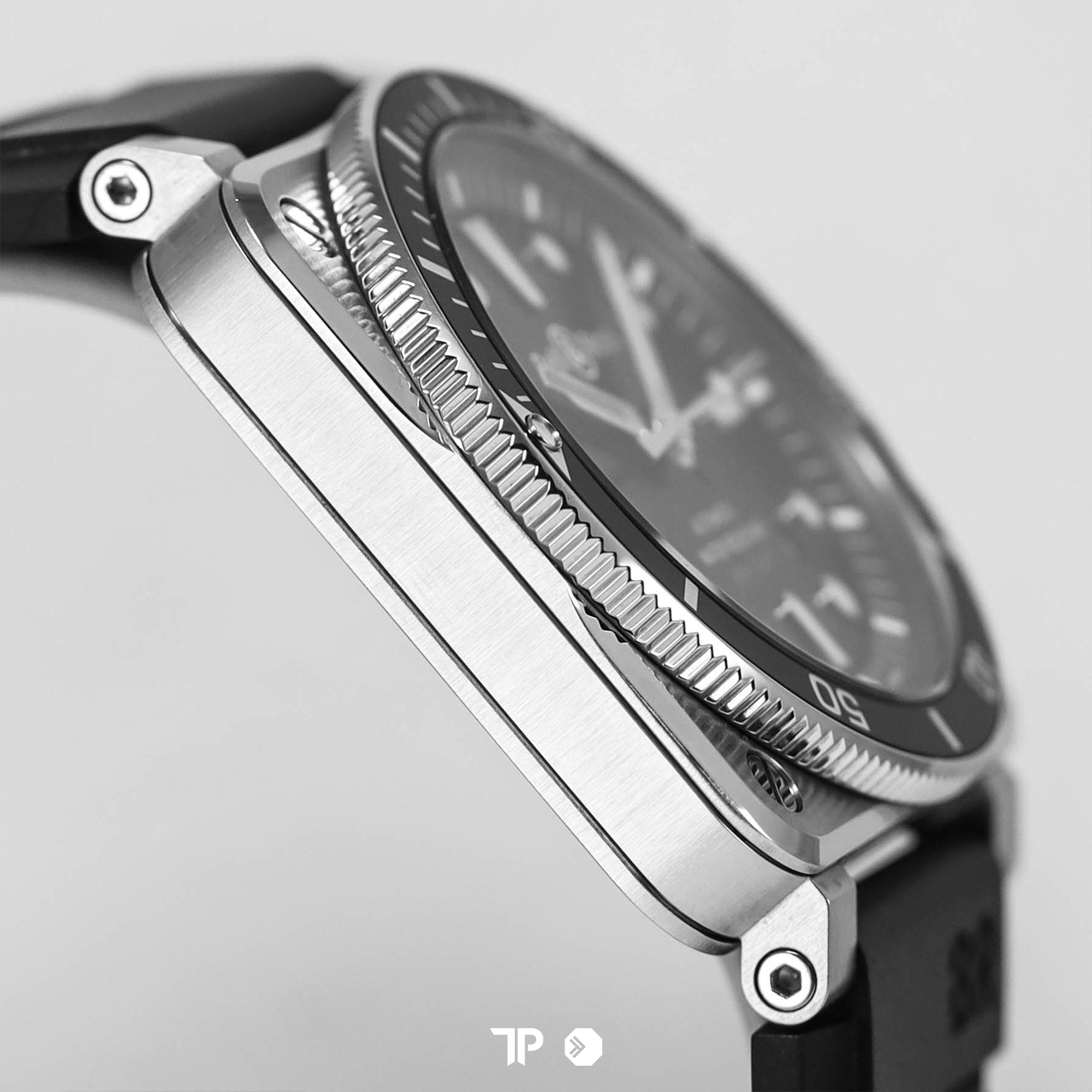 BR0392 Diver Black 42mm (2020)