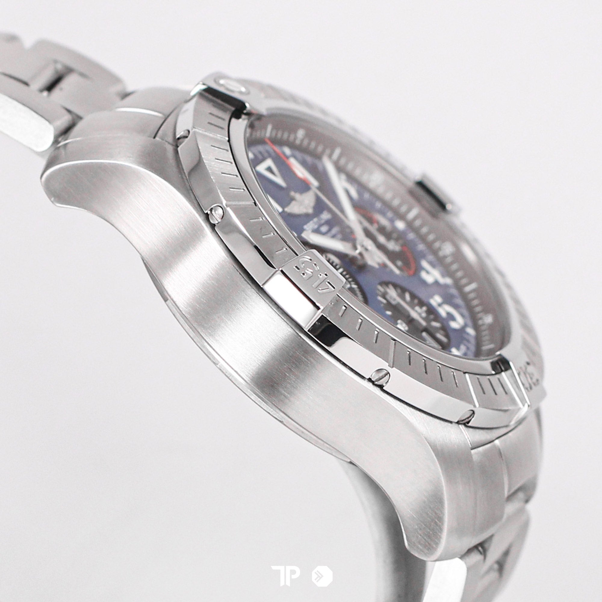 Avenger B01 Chronograph Blue 45 Bracelet (2023)