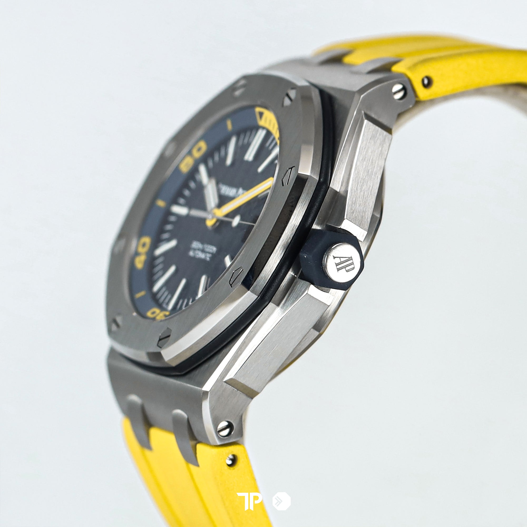 Royal Oak Offshore Diver Yellow Blue 42mm (2017)