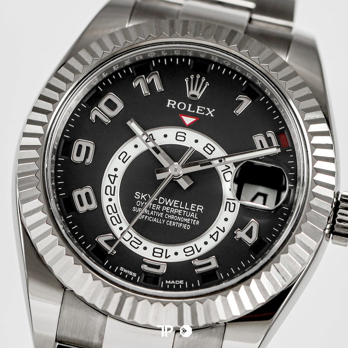 Sky-Dweller 42mm Oyster White Gold Black Dial (2016)