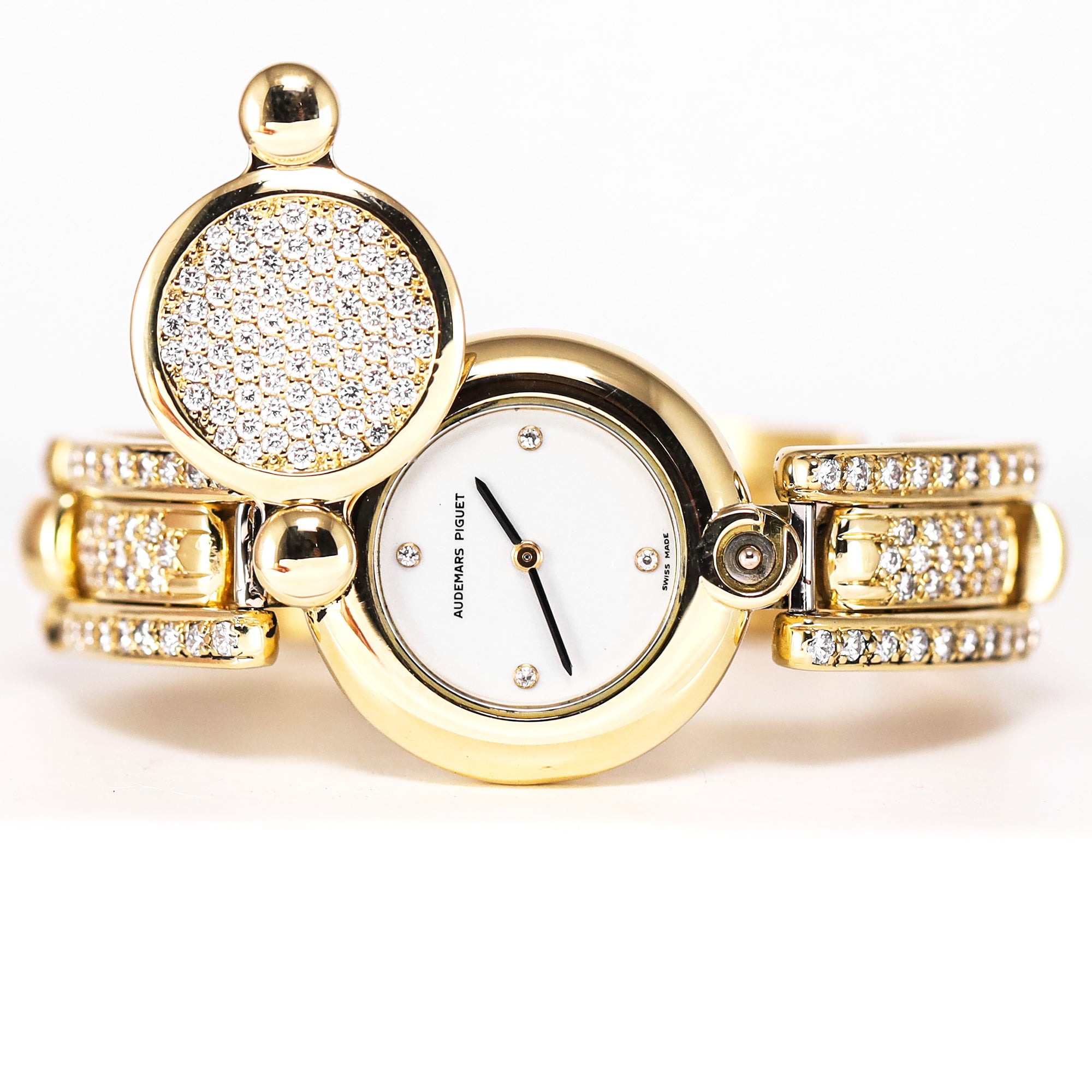 Vintage Ladies Diamond Yellow Gold 23mm (1992)