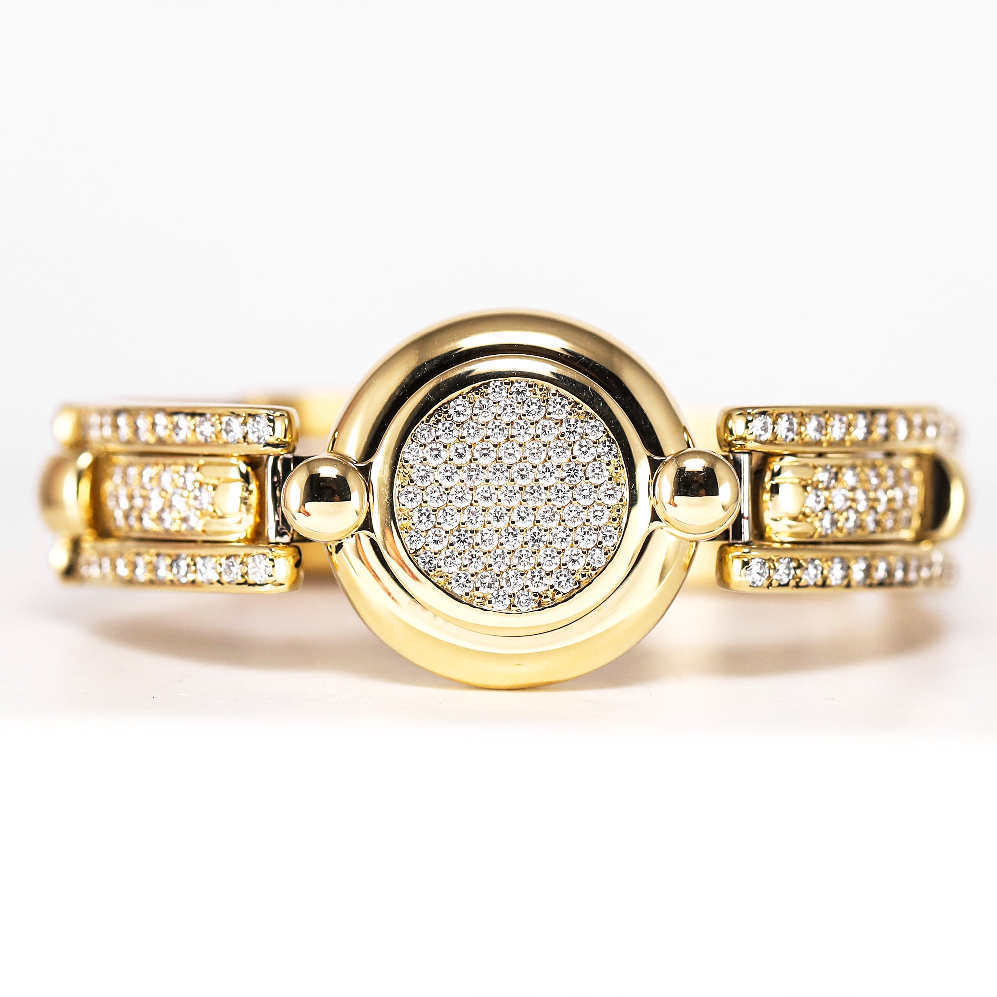 Vintage Ladies Diamond Yellow Gold 23mm (1992)