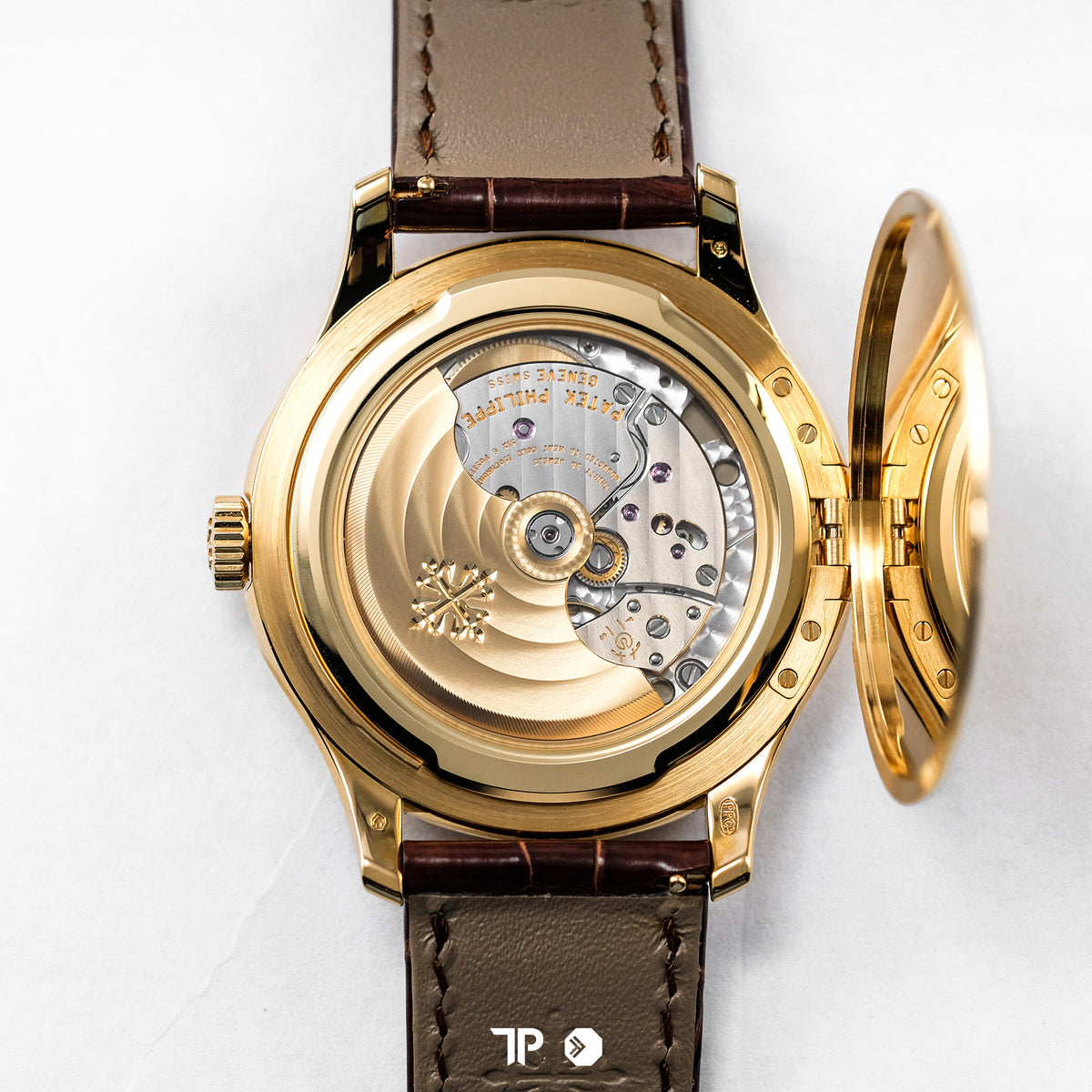 Calatrava 5227R Rose Gold White Ivory Dial Leather 39mm (2024)