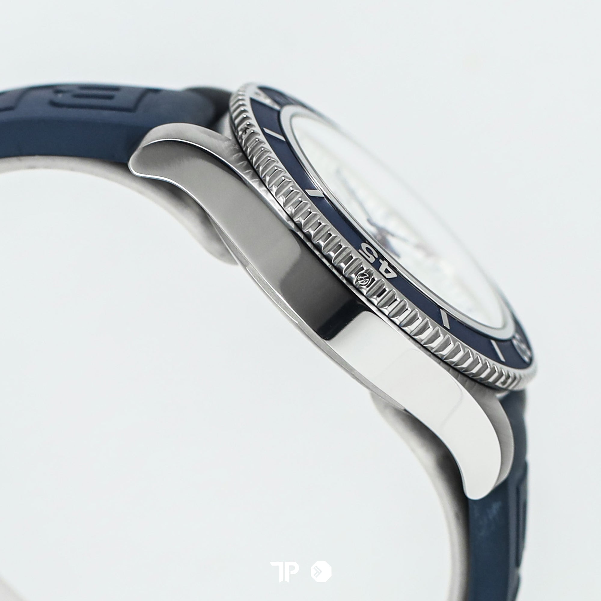 Superocean Automatic 42 White Dial Blue Bezel (2020)