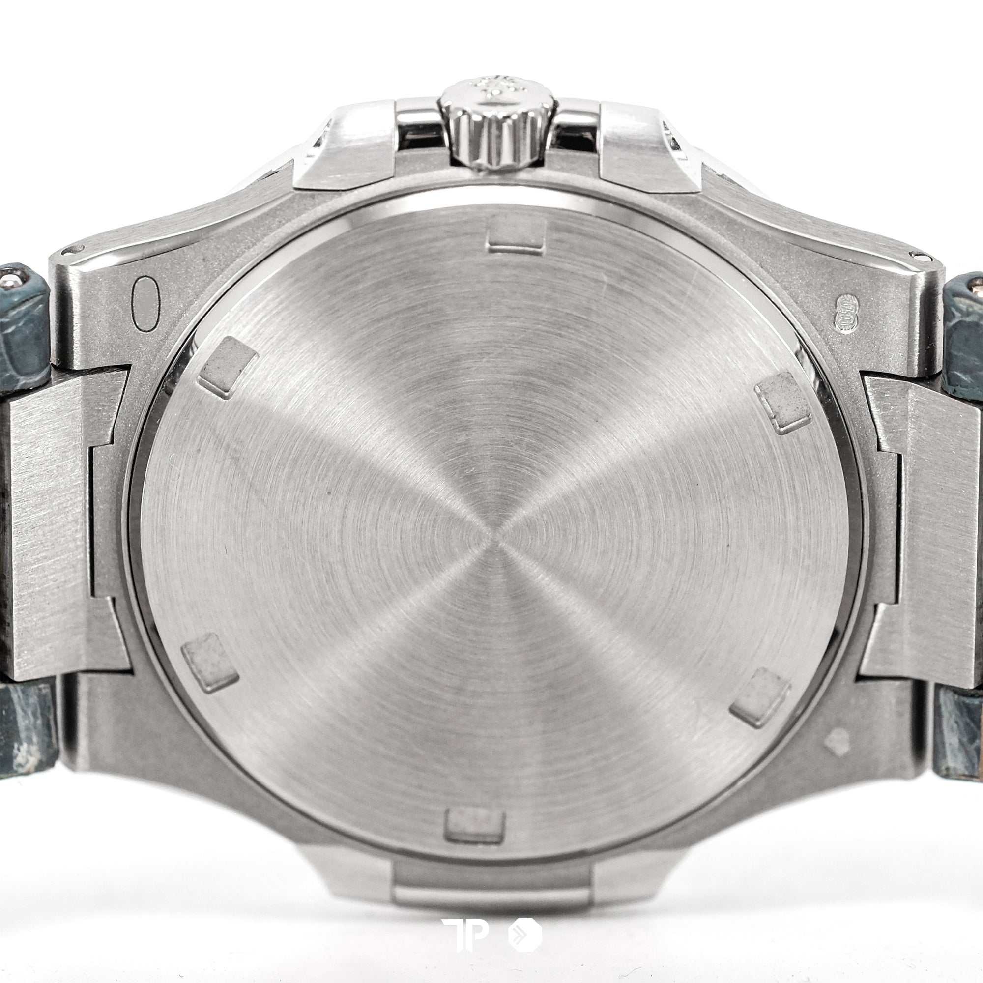 Nautilus 7010G-011 White Gold Diamond Bezel 32mm (2014)