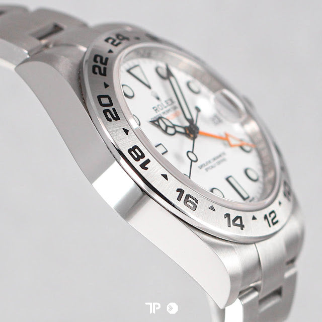 Explorer II White (2021)