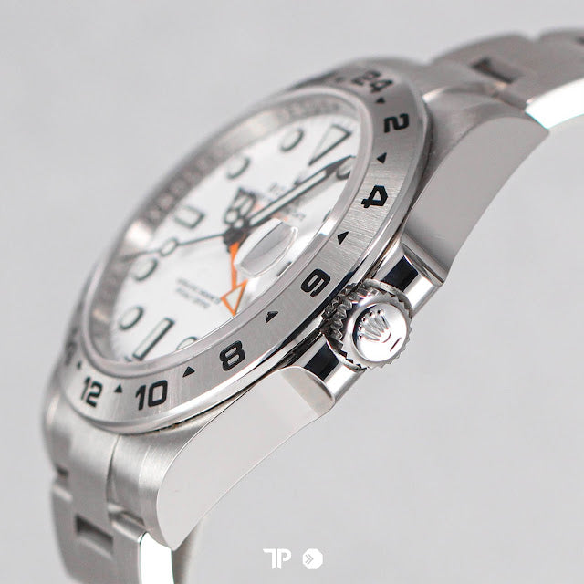 Explorer II White (2021)