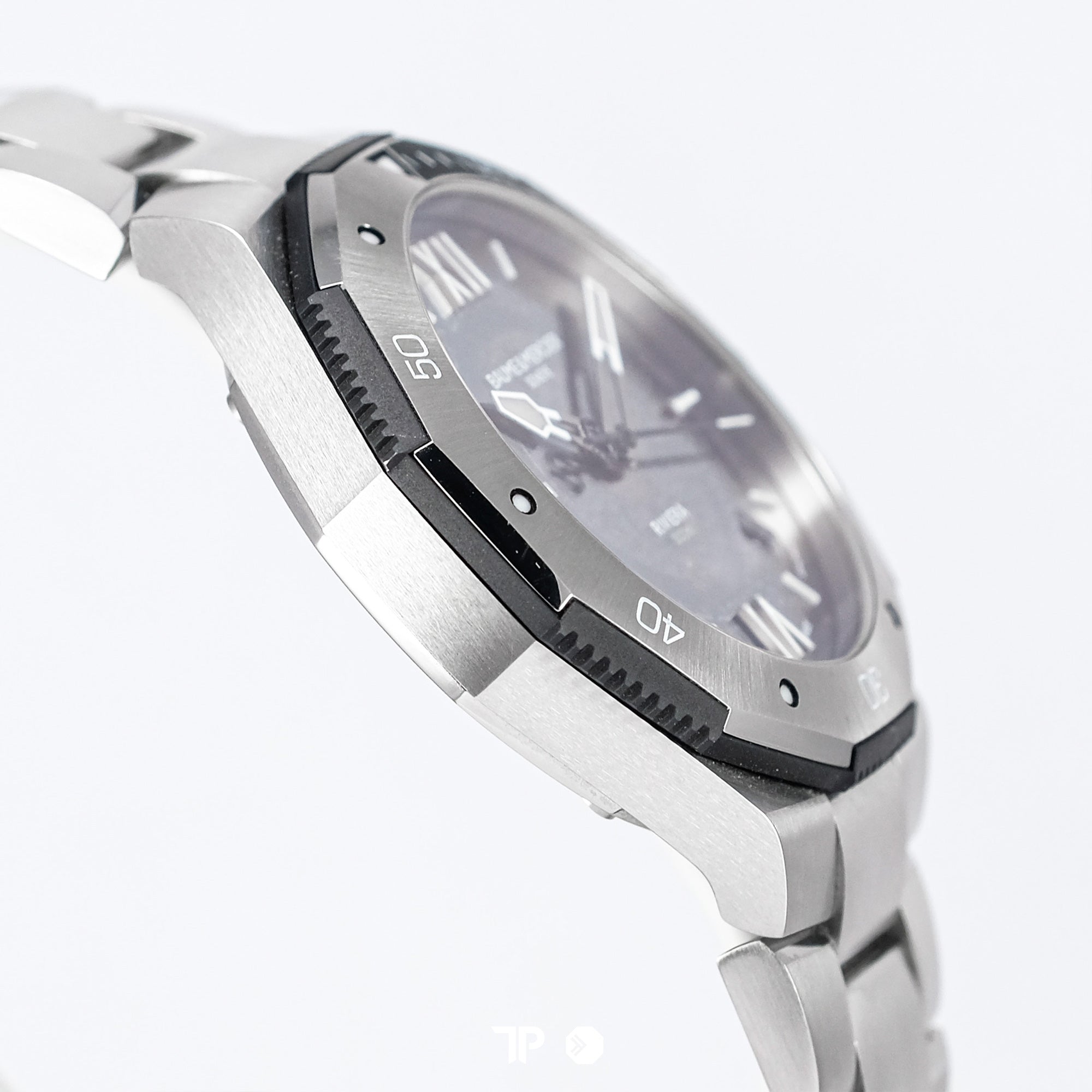 Riviera Skeleton Grey Dial 42.1mm (2025)