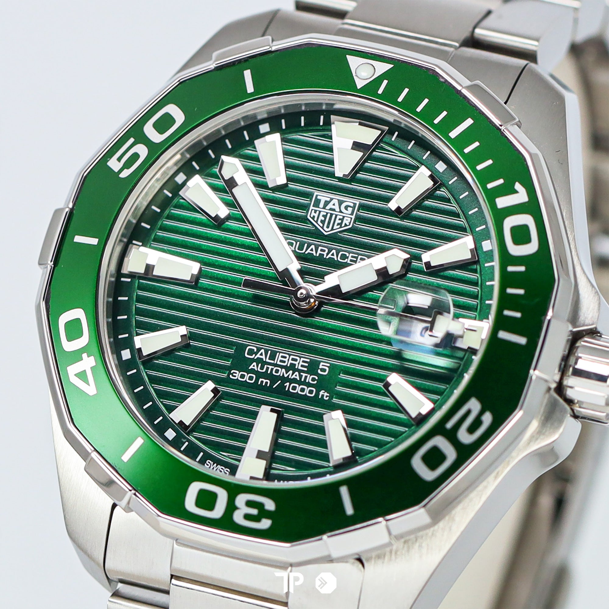 Aquaracer Cal 5 Green 300M 43mm