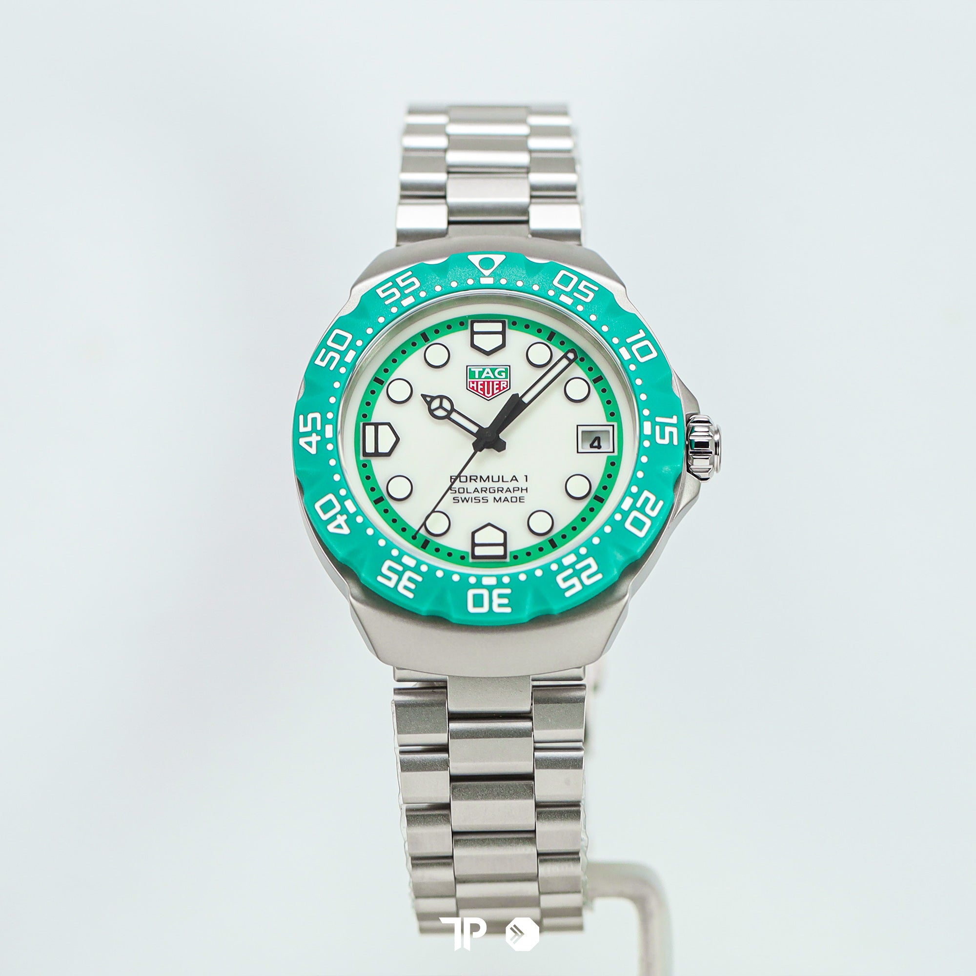 Formula 1 Solargraph Green Bezel Limited Edition 38mm NEW(2025)