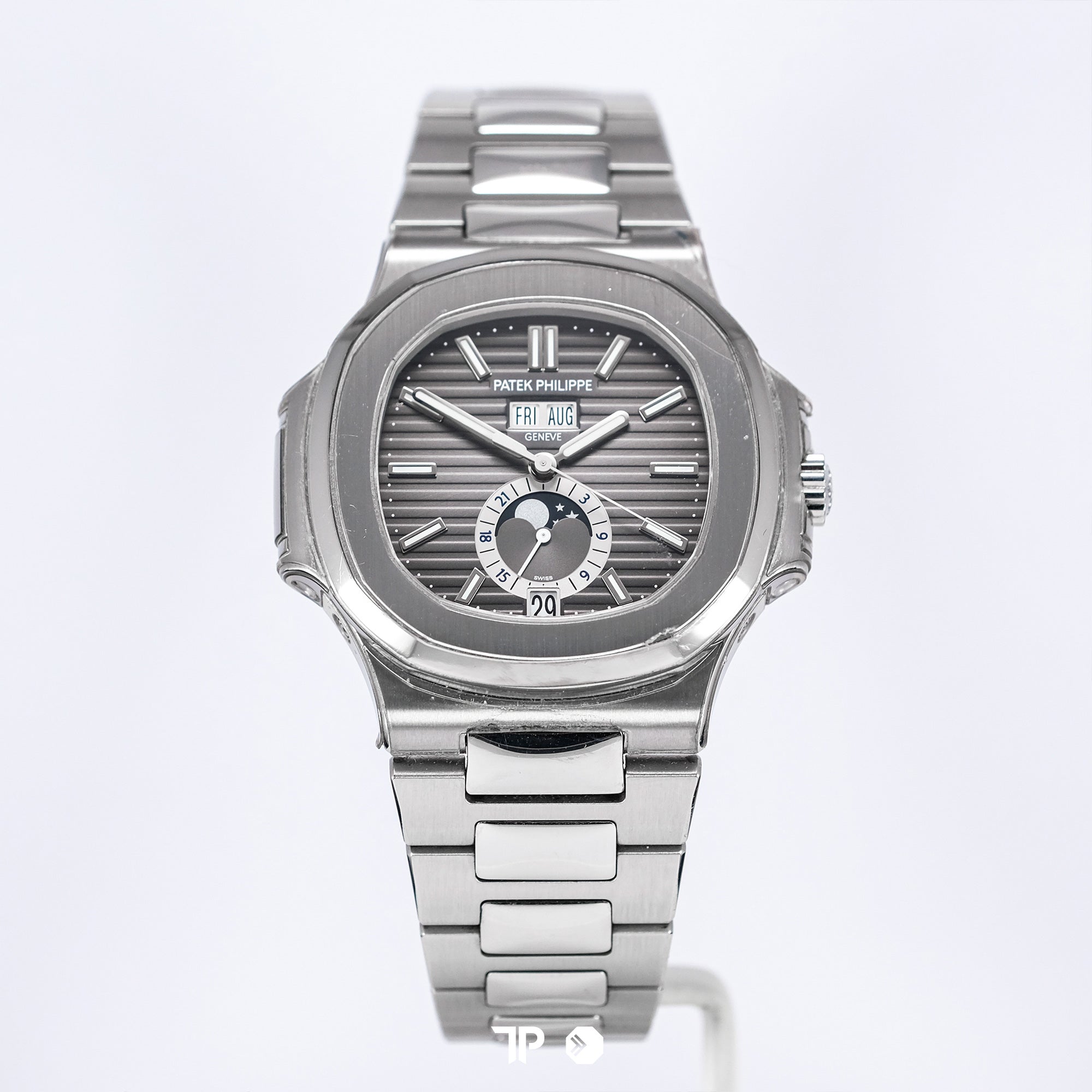 Nautilus 5726A Annual Calendar Moonphase 40.5mm (2020)