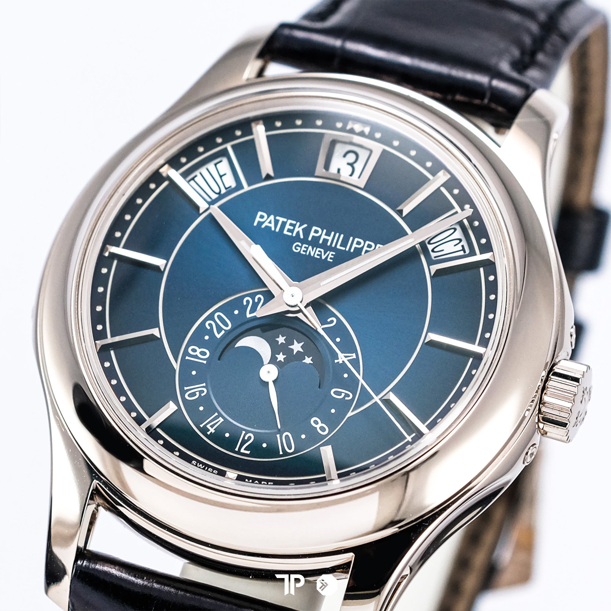 Complications 5205G Whitegold Annual Calendar Moonphase Blue Dial 40mm (2019)