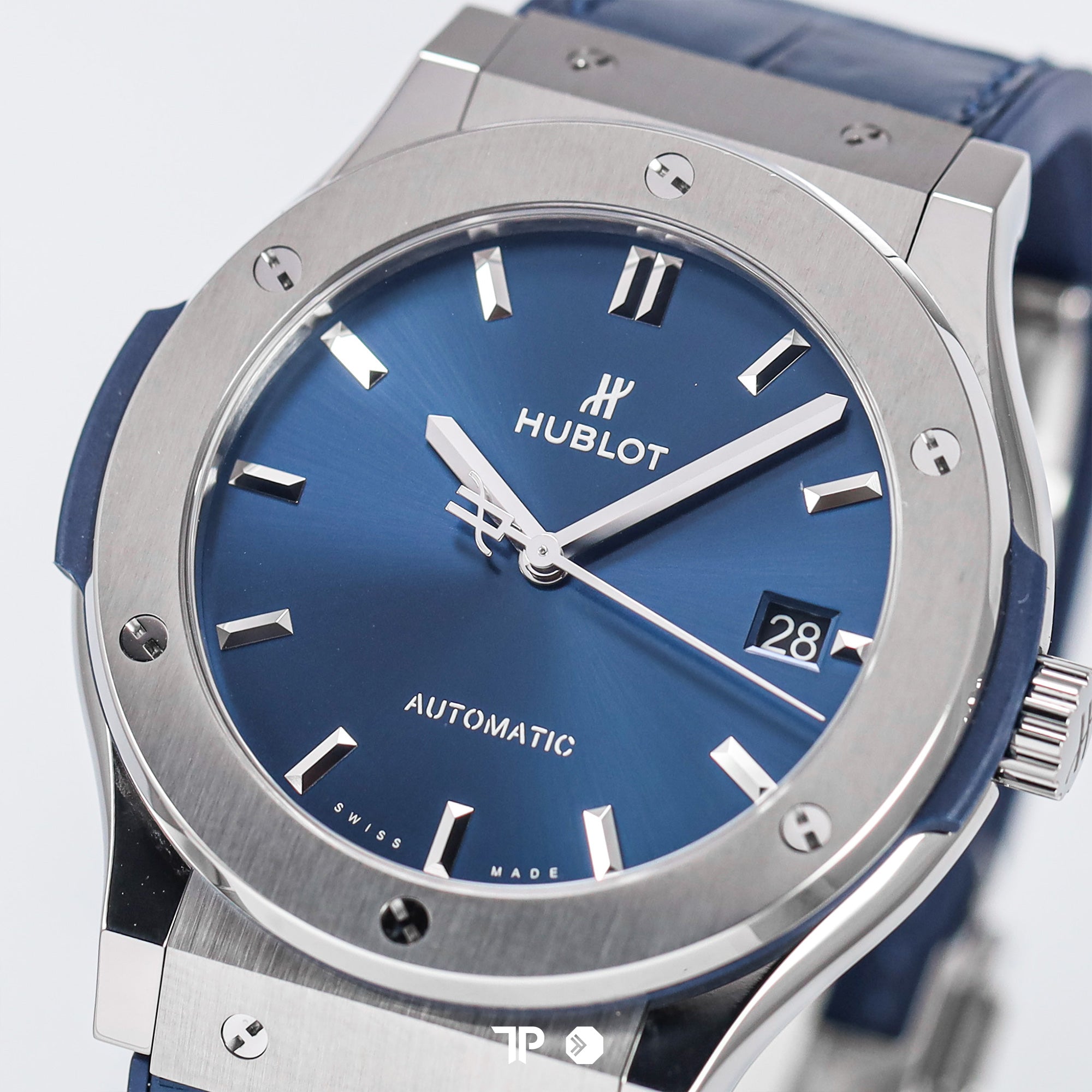 Classic Fusion 45mm Blue Titanium Leather NEW(2025)
