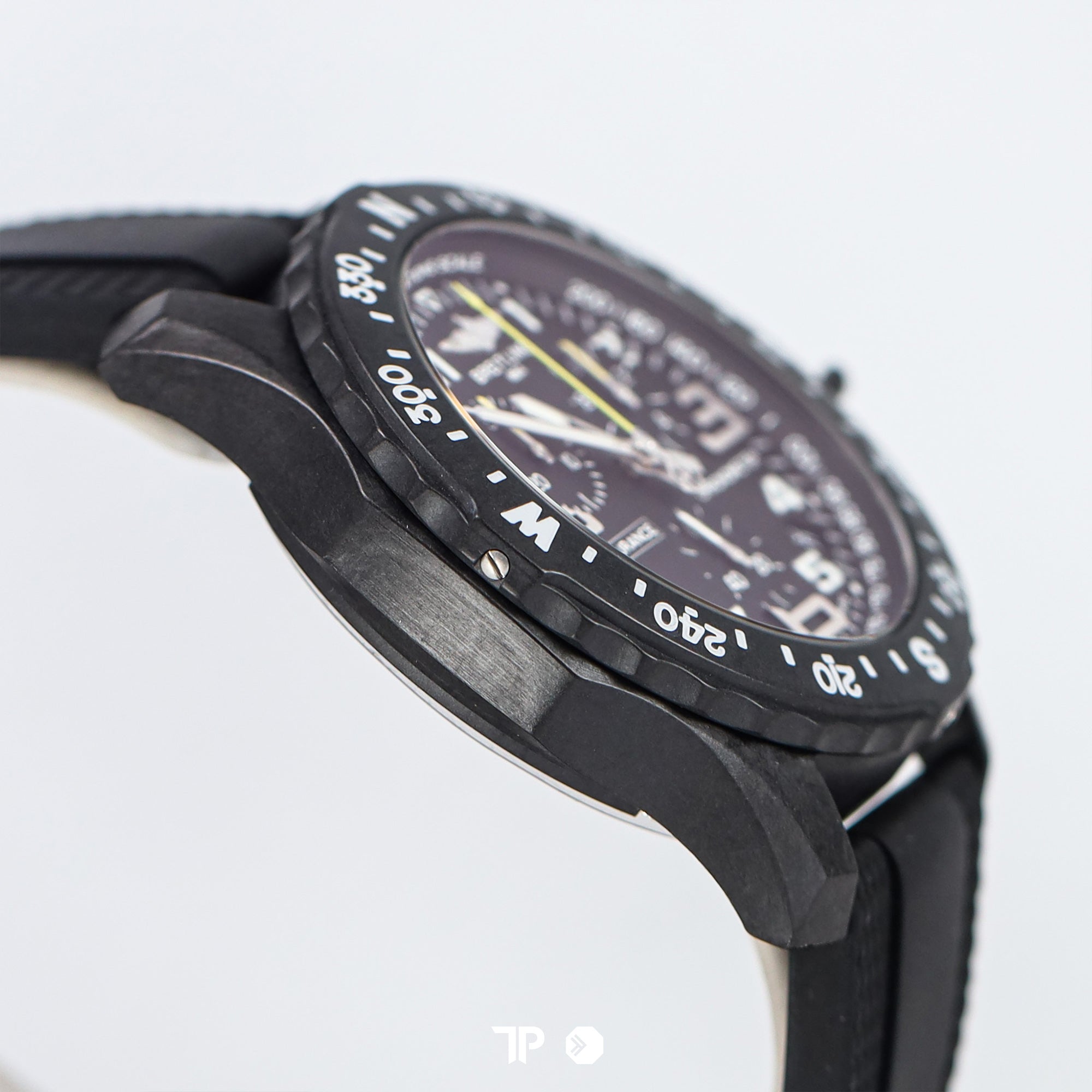 Endurance Pro Black "Air Asia 10 Years Edition" 44mm NEW (2025)