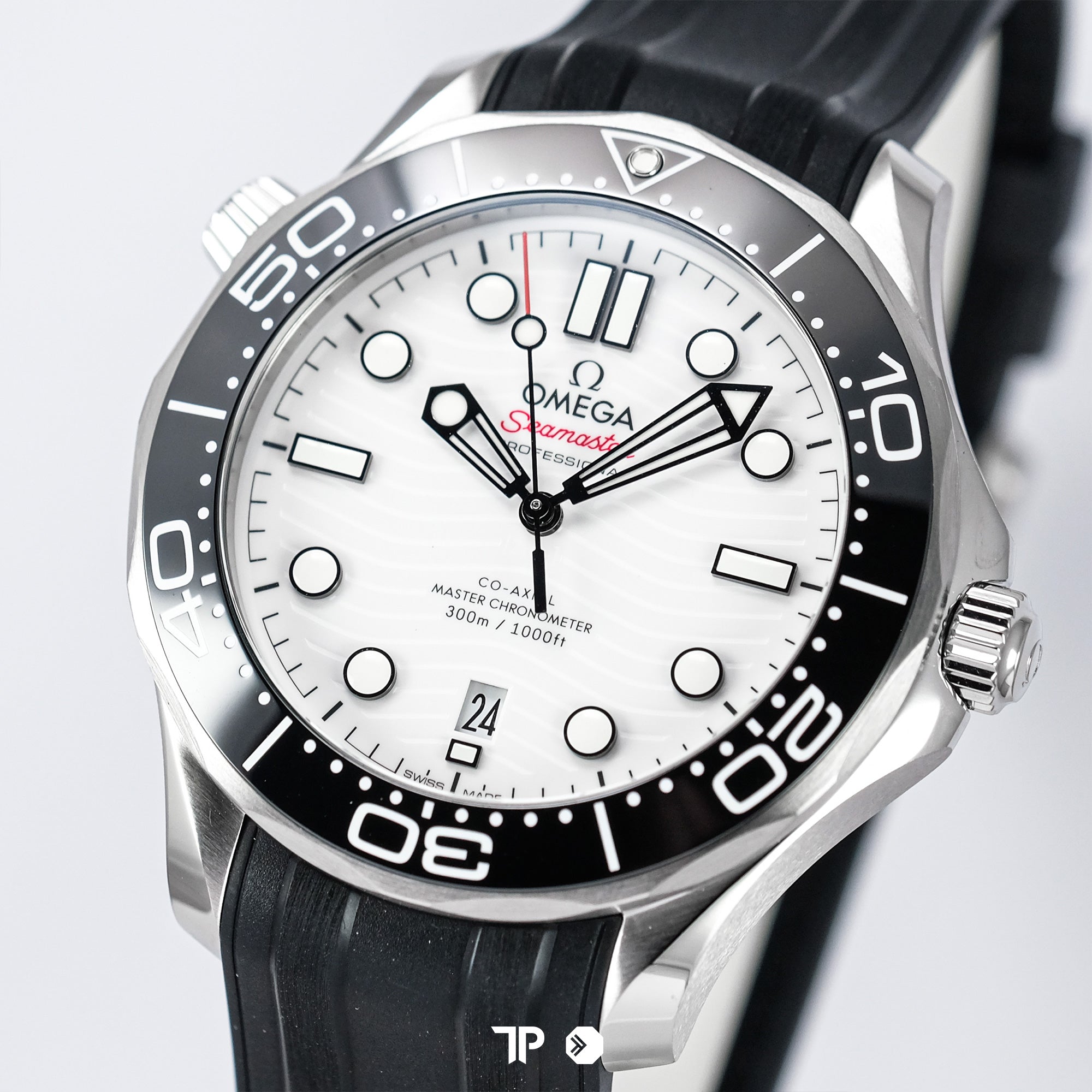 Seamaster Diver White Dial Black Ceramic Bezel Rubber Strap 42mm NEW(2025)