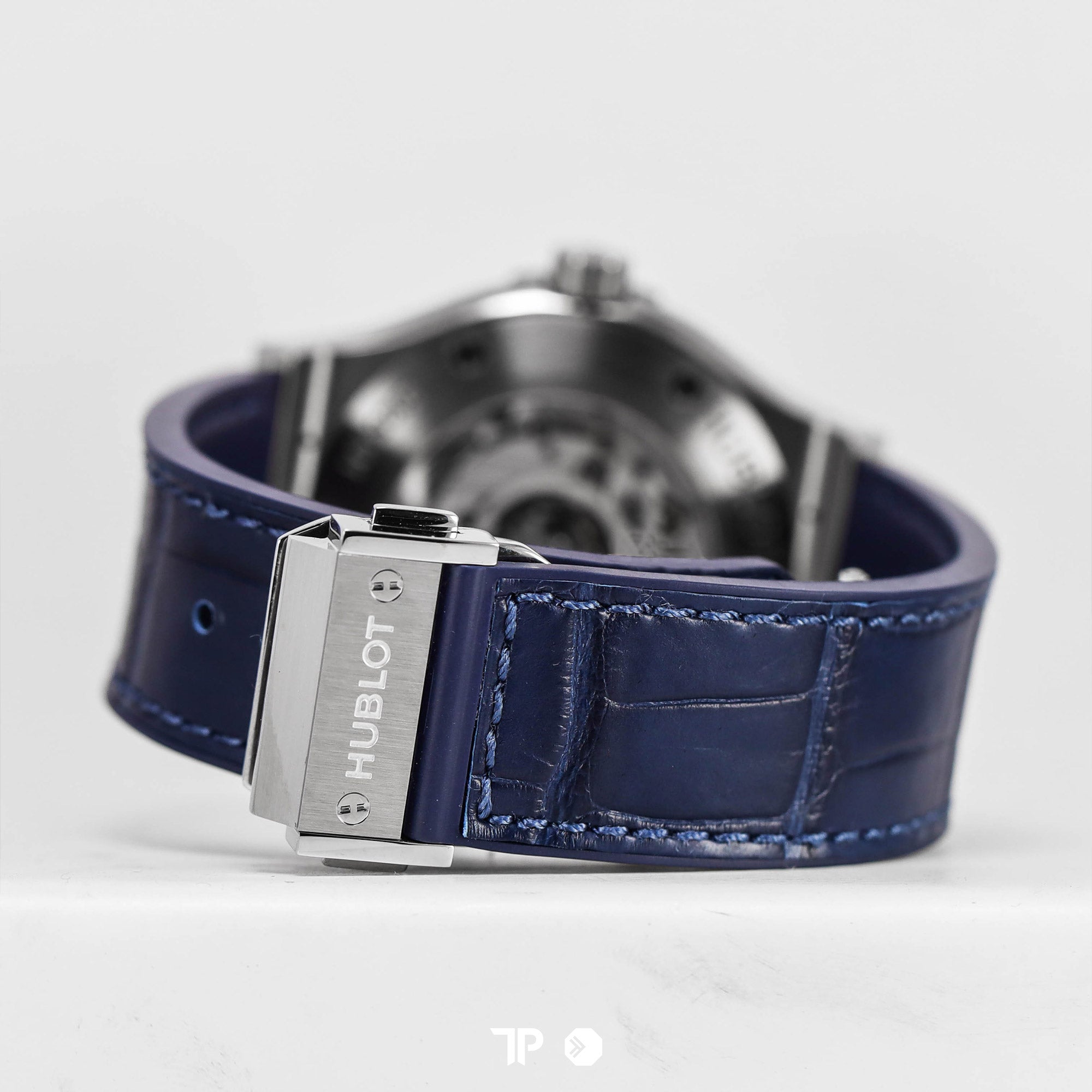 Classic Fusion Blue Titanium 42mm NEW (2024)