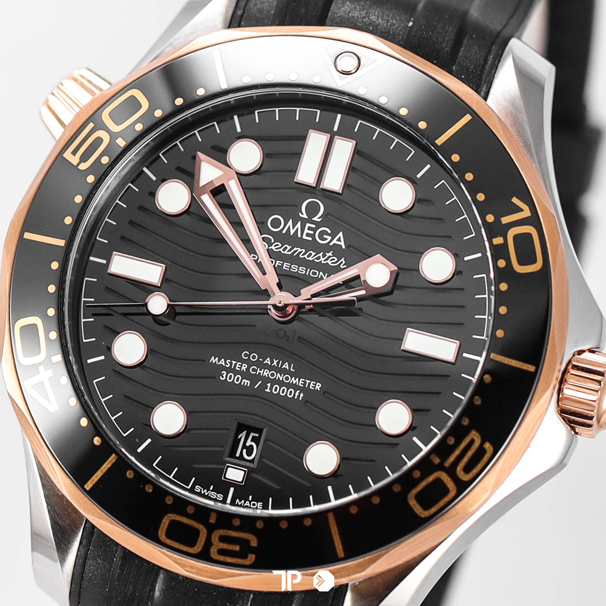 Seamaster Diver 300M Black Wave Sedna Gold Rubber 42mm (2021)