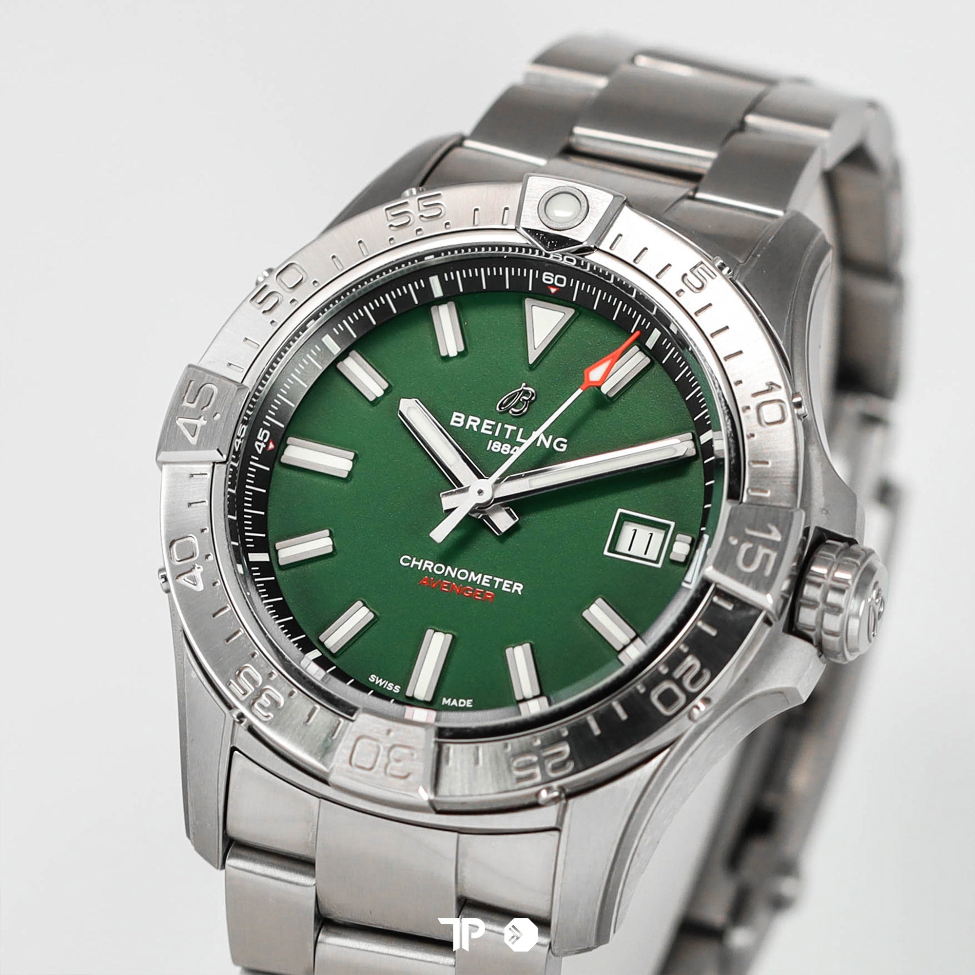 Avenger Green Dial 42mm Bracelet (2024)