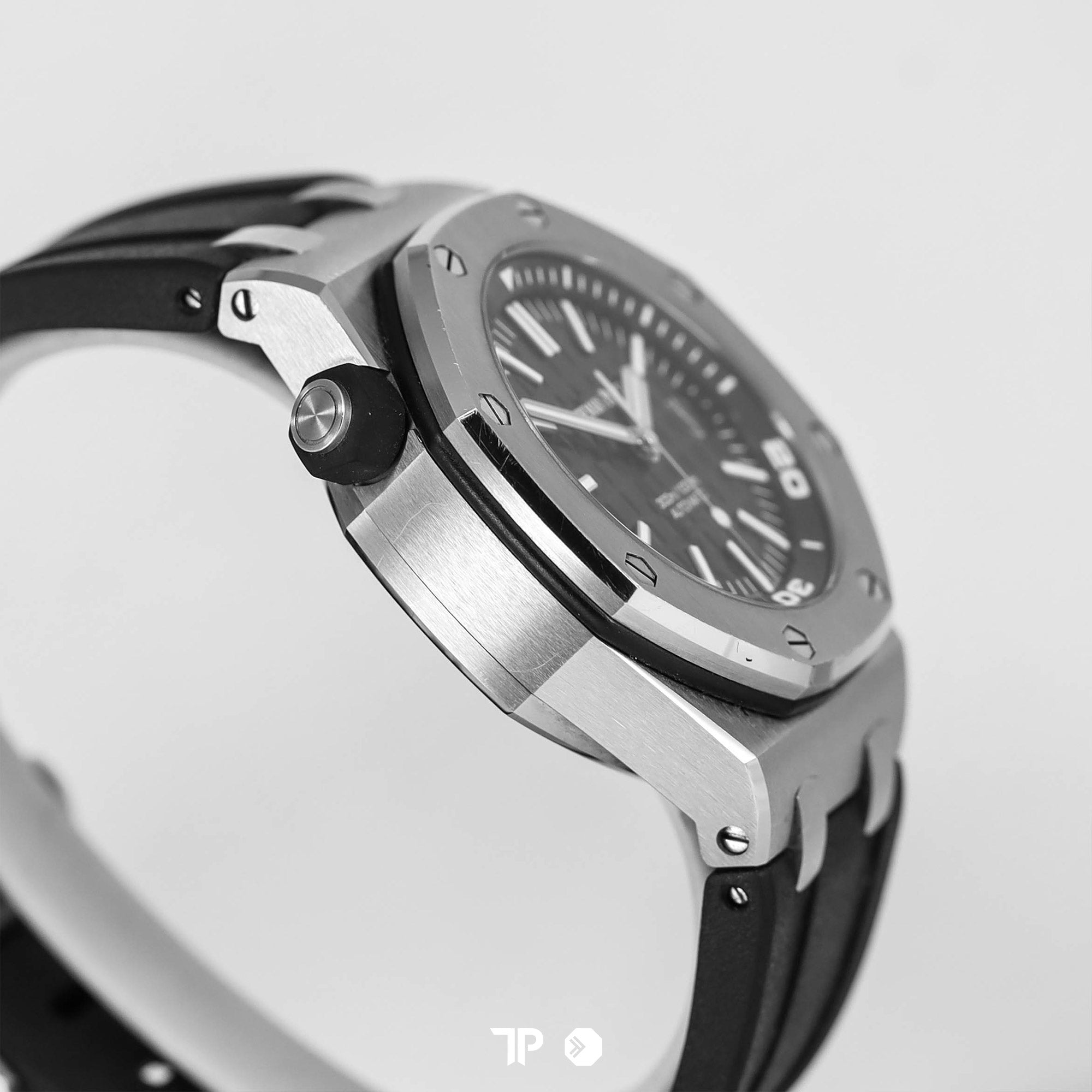 Royal Oak Offshore Diver Black Rubber 42mm (2011)