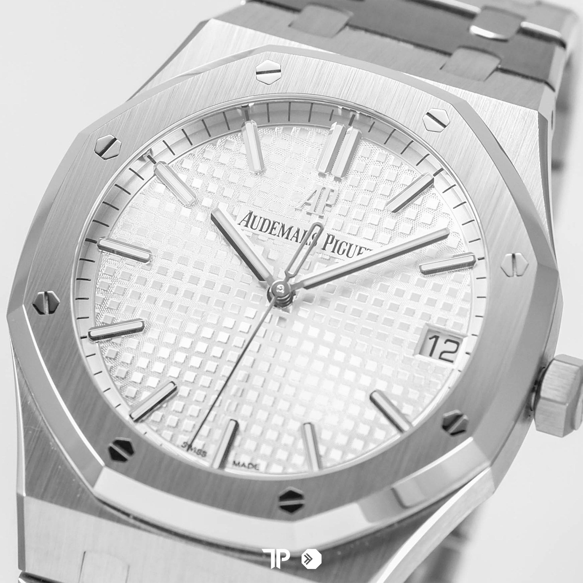 Royal Oak Offshore 15500 White Dial 41mm (2020)