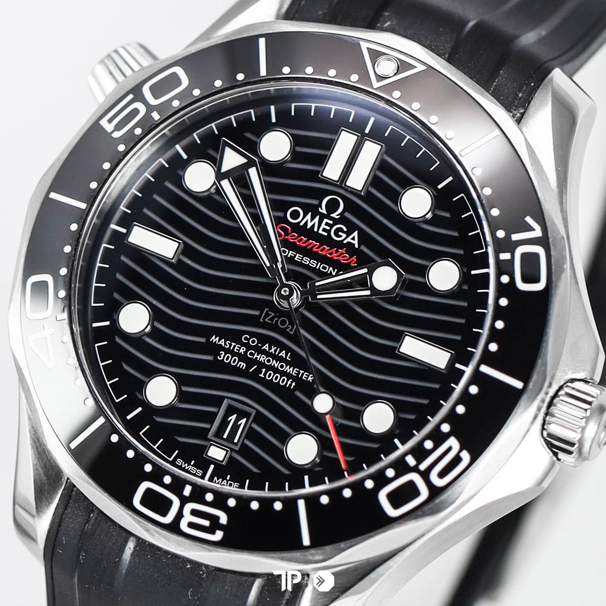 Seamaster Diver Black Wave Dial Ceramic Bezel 42mm (2024)