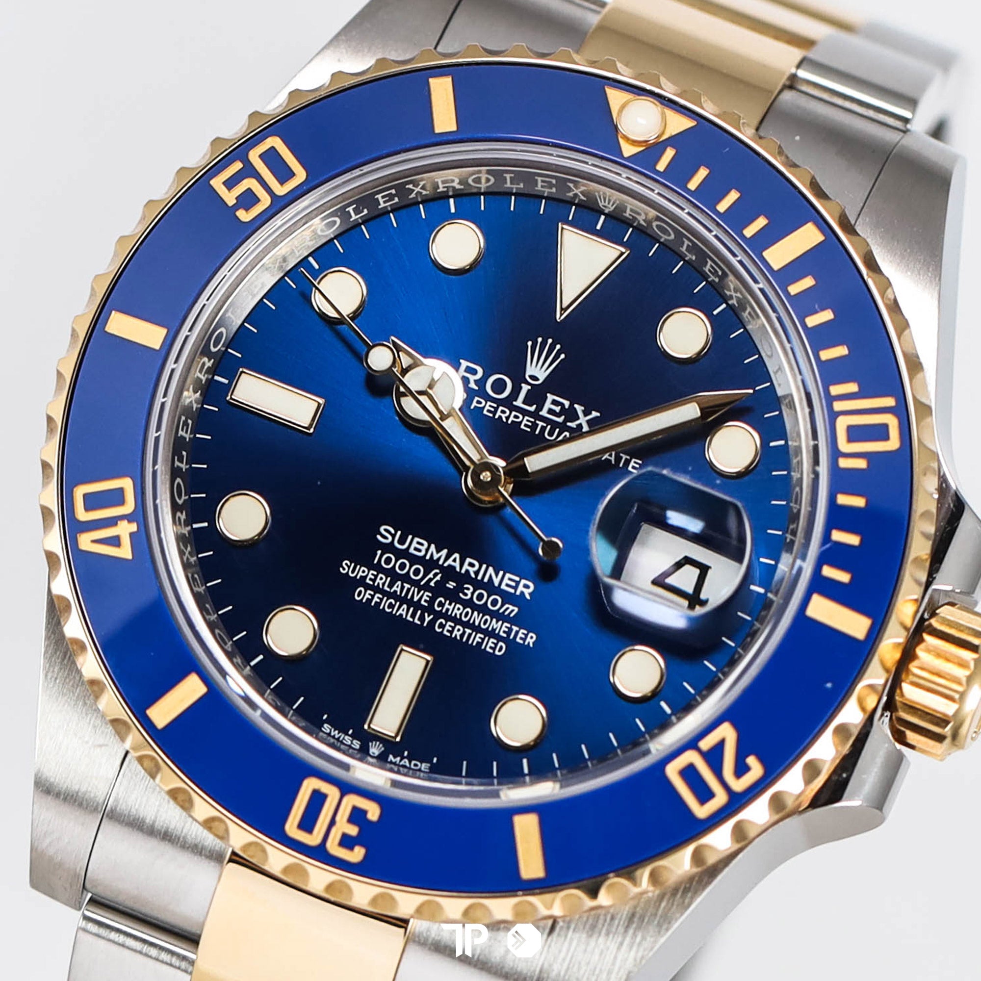 Submariner Two Tone Yellow Gold Blue Sunburst 40mm (2022)