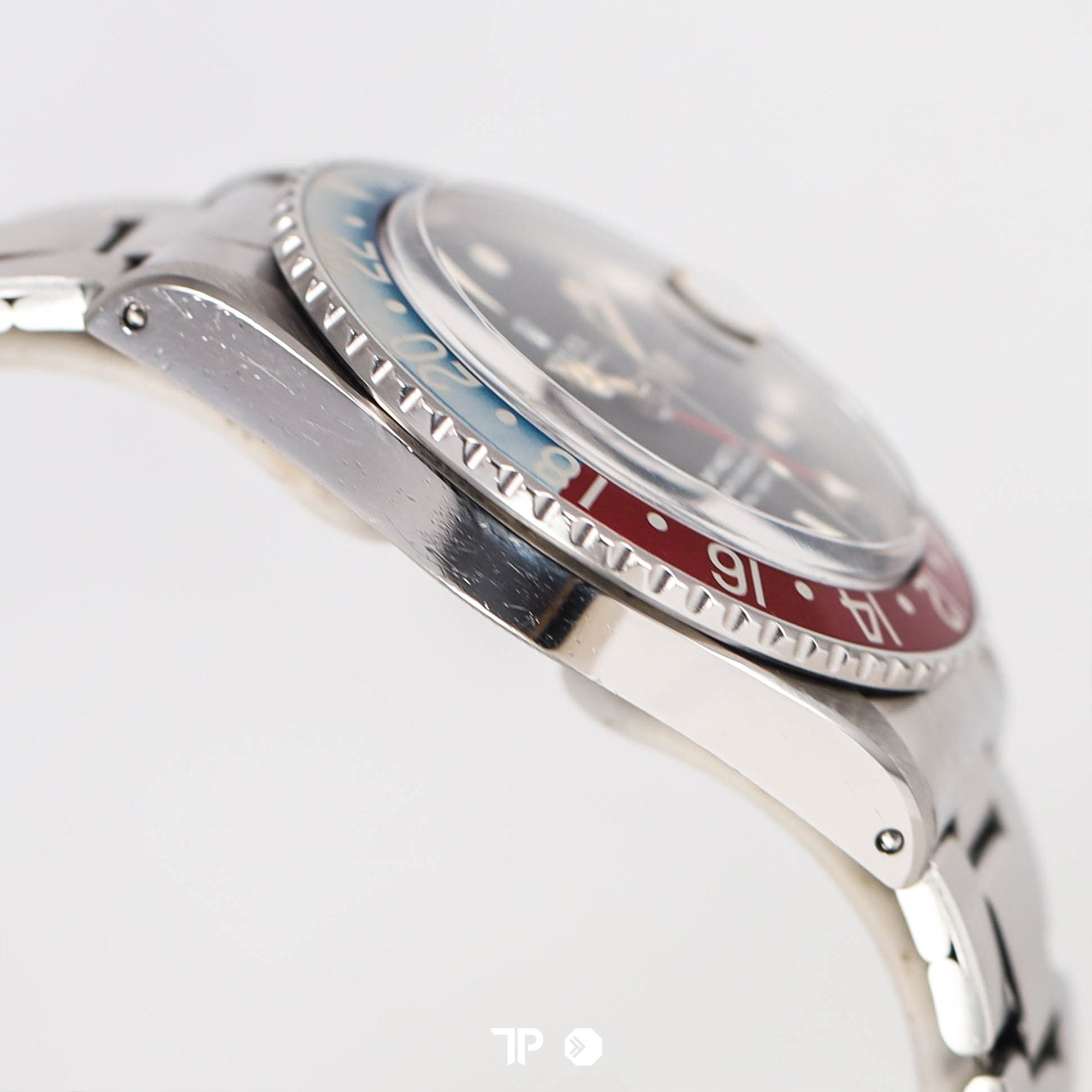 GMT Vintage 1675 "Long E" MK1 40mm