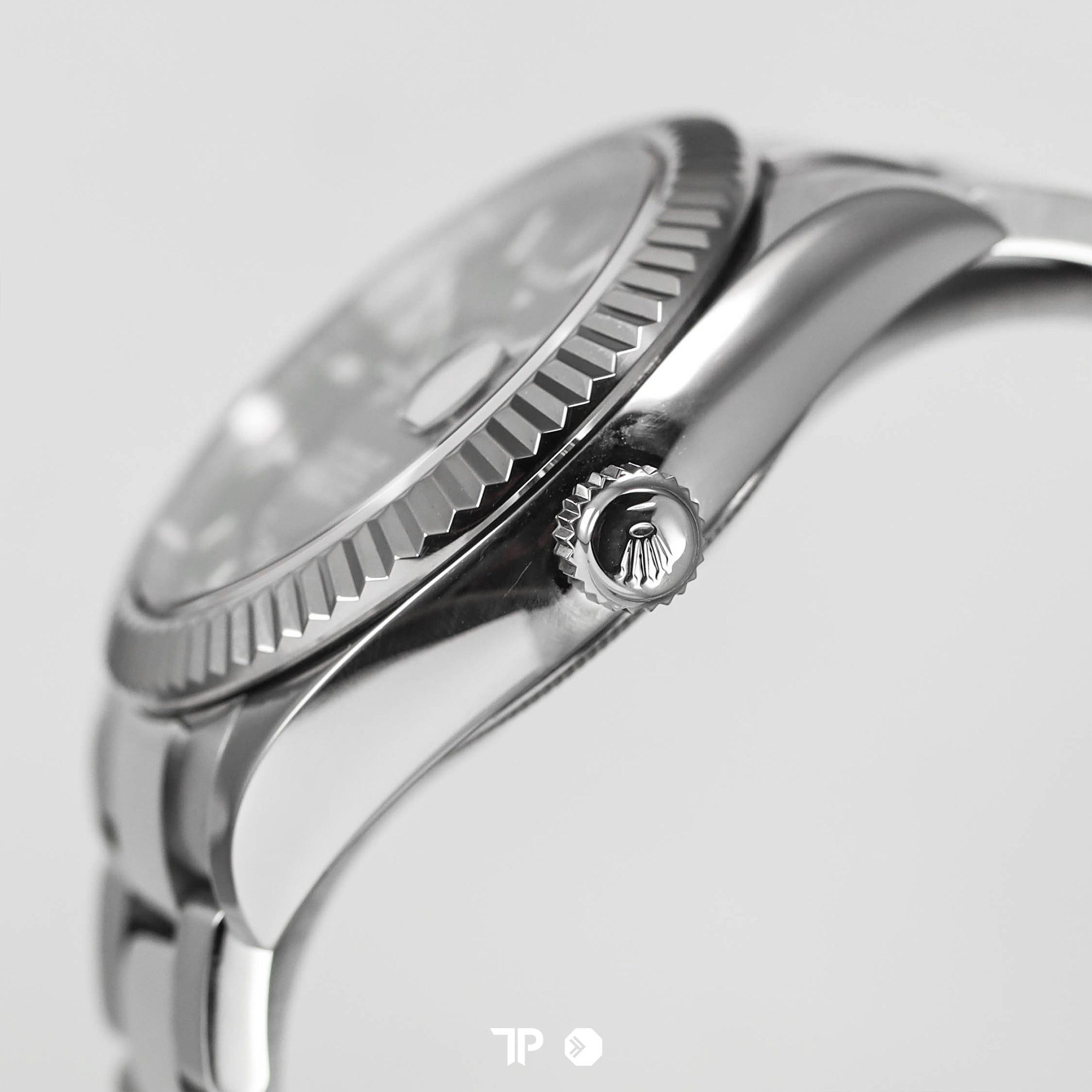 Sky-Dweller 42mm Oyster Black Dial (2018)