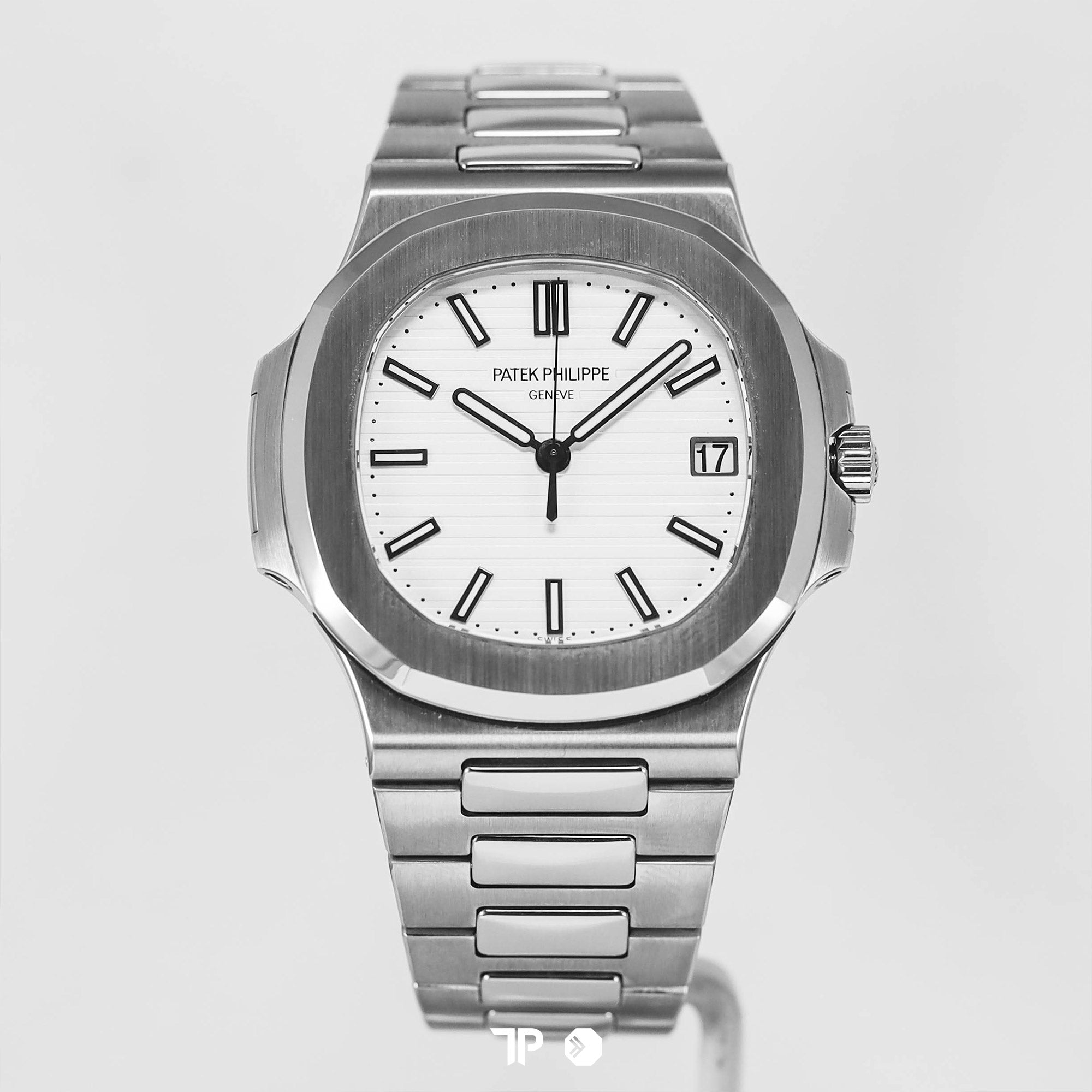 Nautilus 5711/1A White Dial 40mm (2015)