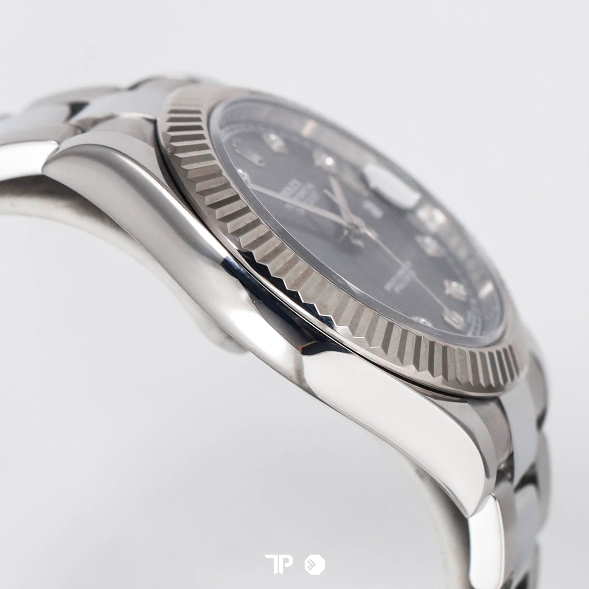 Datejust 41 Rhodium Dial Fluted White Gold Bezel Diamond Index (2016)