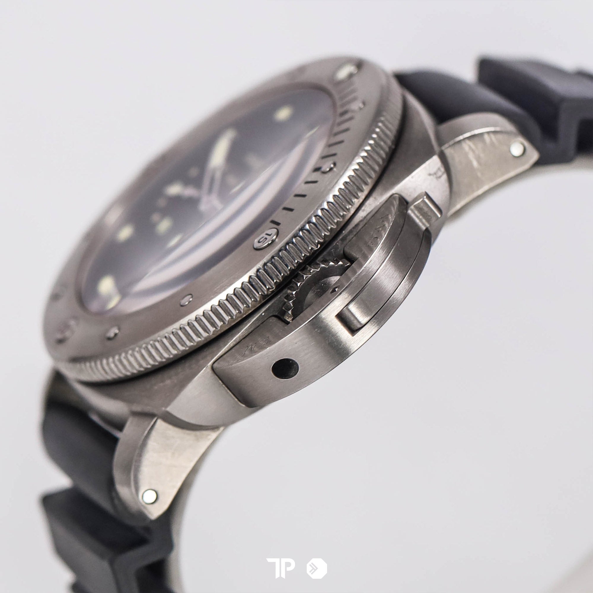 Submersible 47mm Titanium PAM 305 (2016)