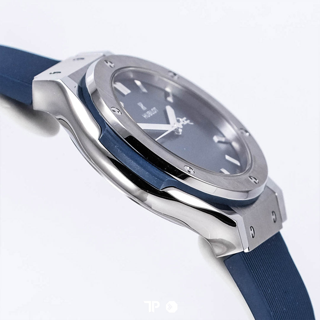 Classic Fusion Blue Titanium 33mm (2026)