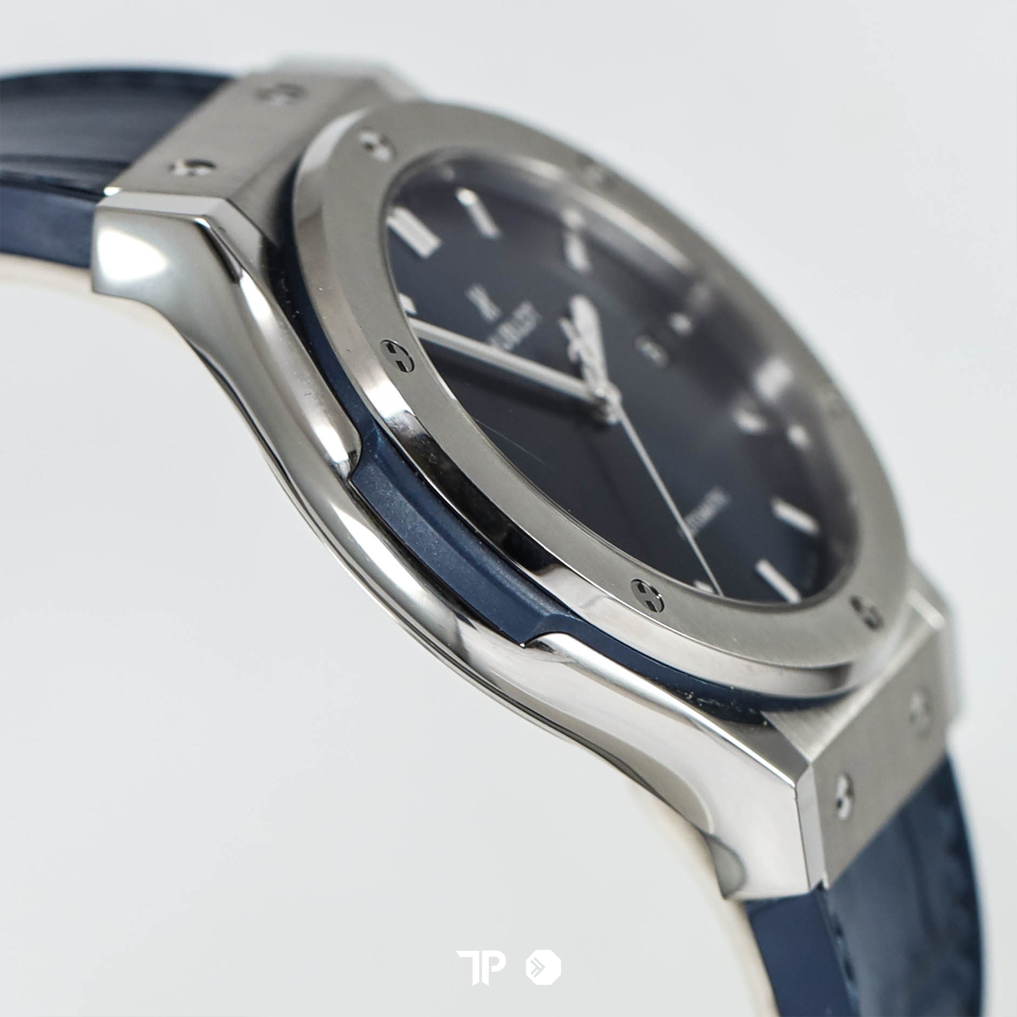 Classic Fusion Blue Titanium 42mm (2024)