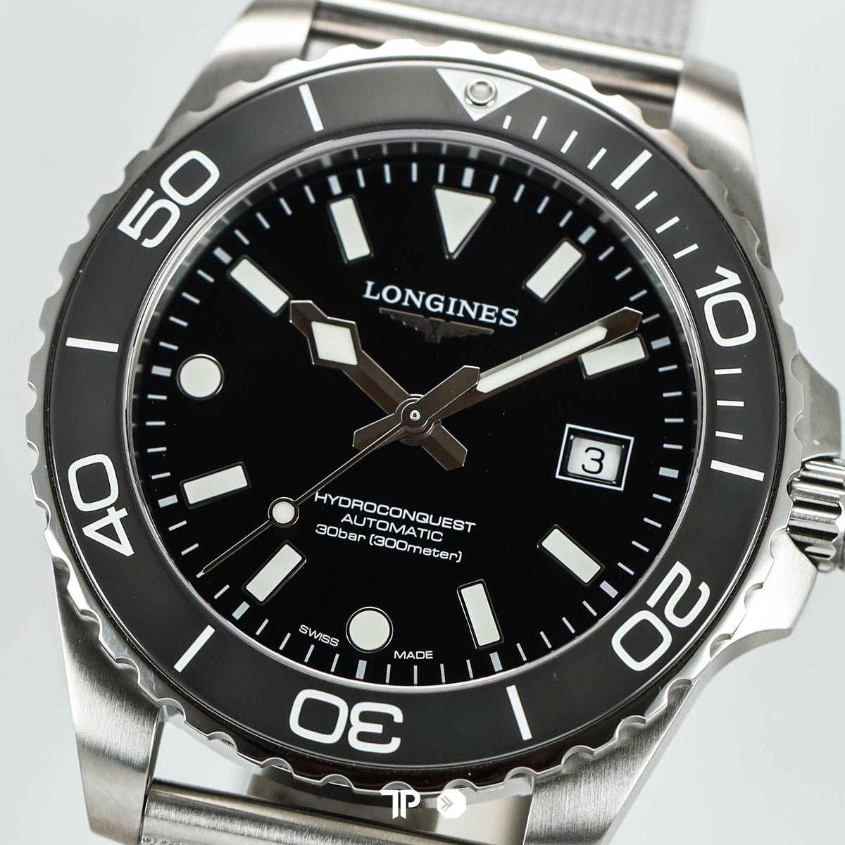 HydroConquest Black Dial Mesh Bracelet 42mm NEW(2026)