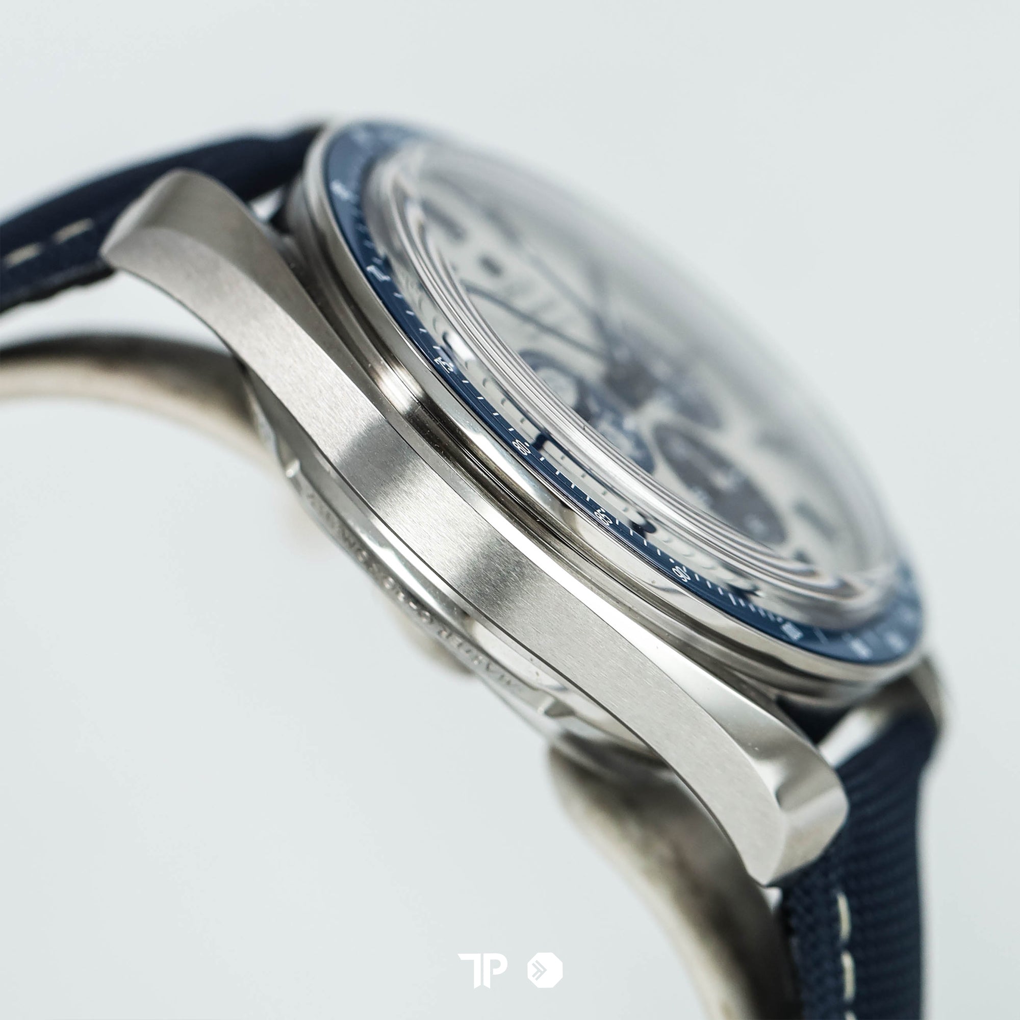 Speedmaster "Silver Snoopy Award" 50th Anniversary Chronograph 42mm NEW(2023)