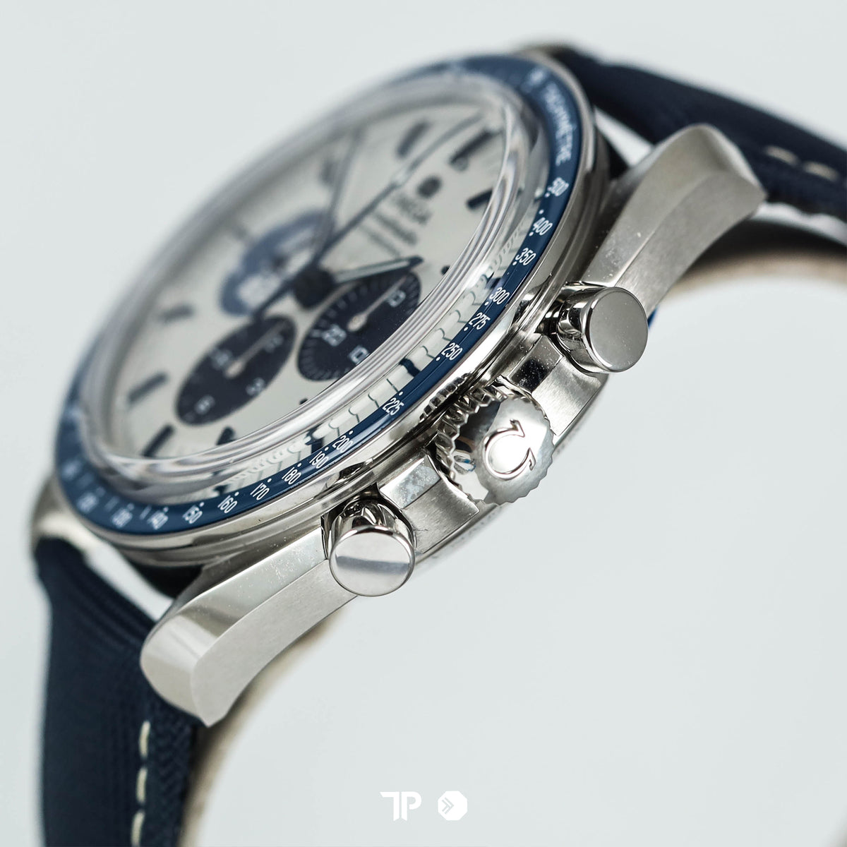 Speedmaster "Silver Snoopy Award" 50th Anniversary Chronograph 42mm NEW(2023)