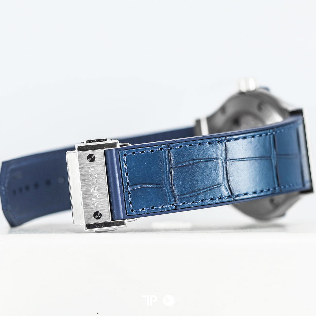 Classic Fusion Blue Titanium 42mm UNWORN(2026)