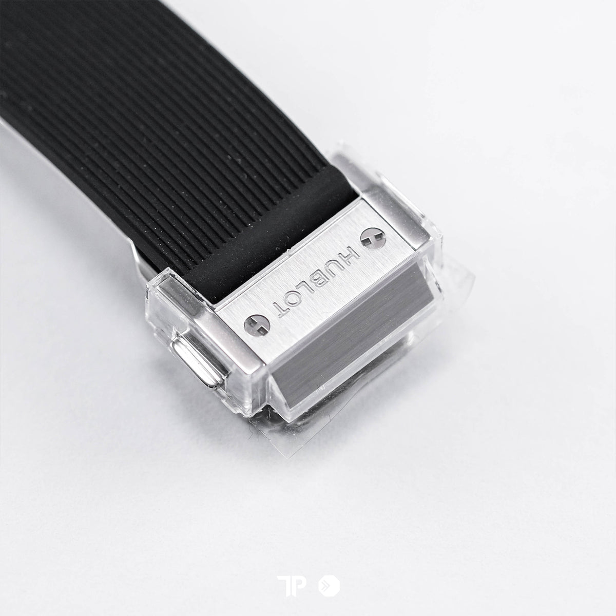 Classic Fusion Black Titanium 33mm (2026)